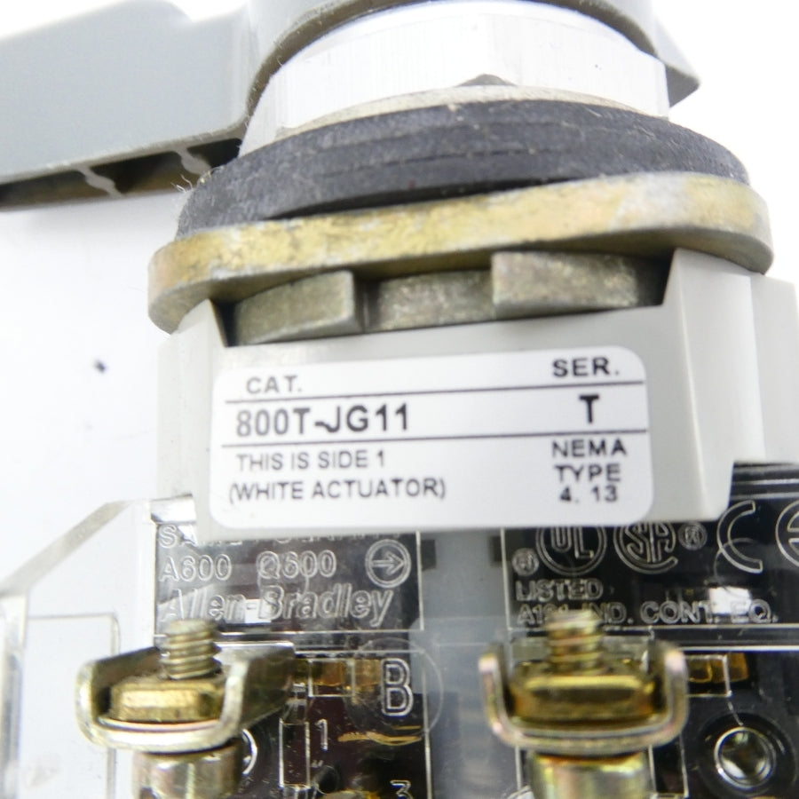 ALLEN BRADLEY 800T-JG11A SER. T (WH) NSMP