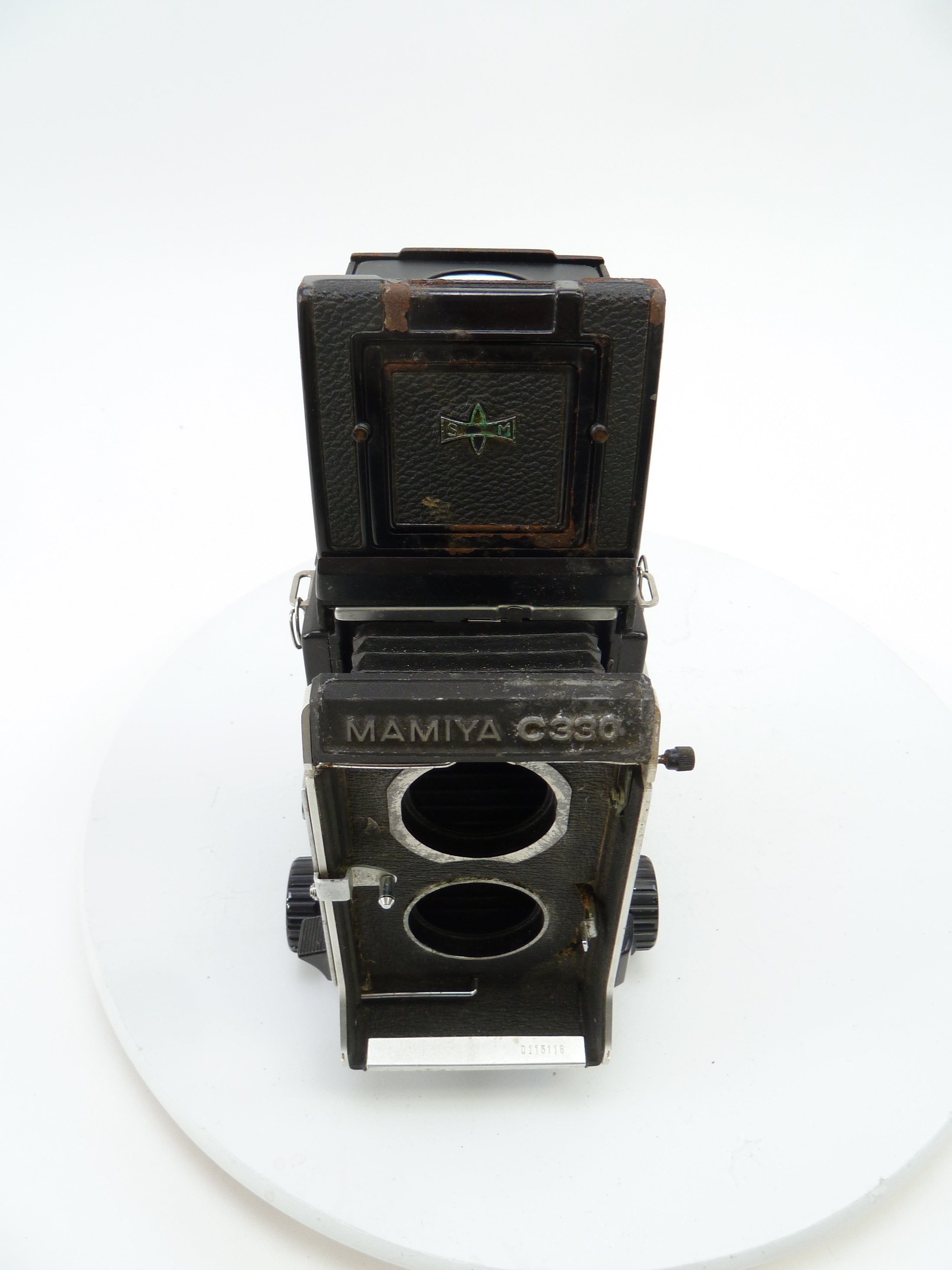 Mamiya C330F Camera Outfit with Waist Level Finder being sold AS IS