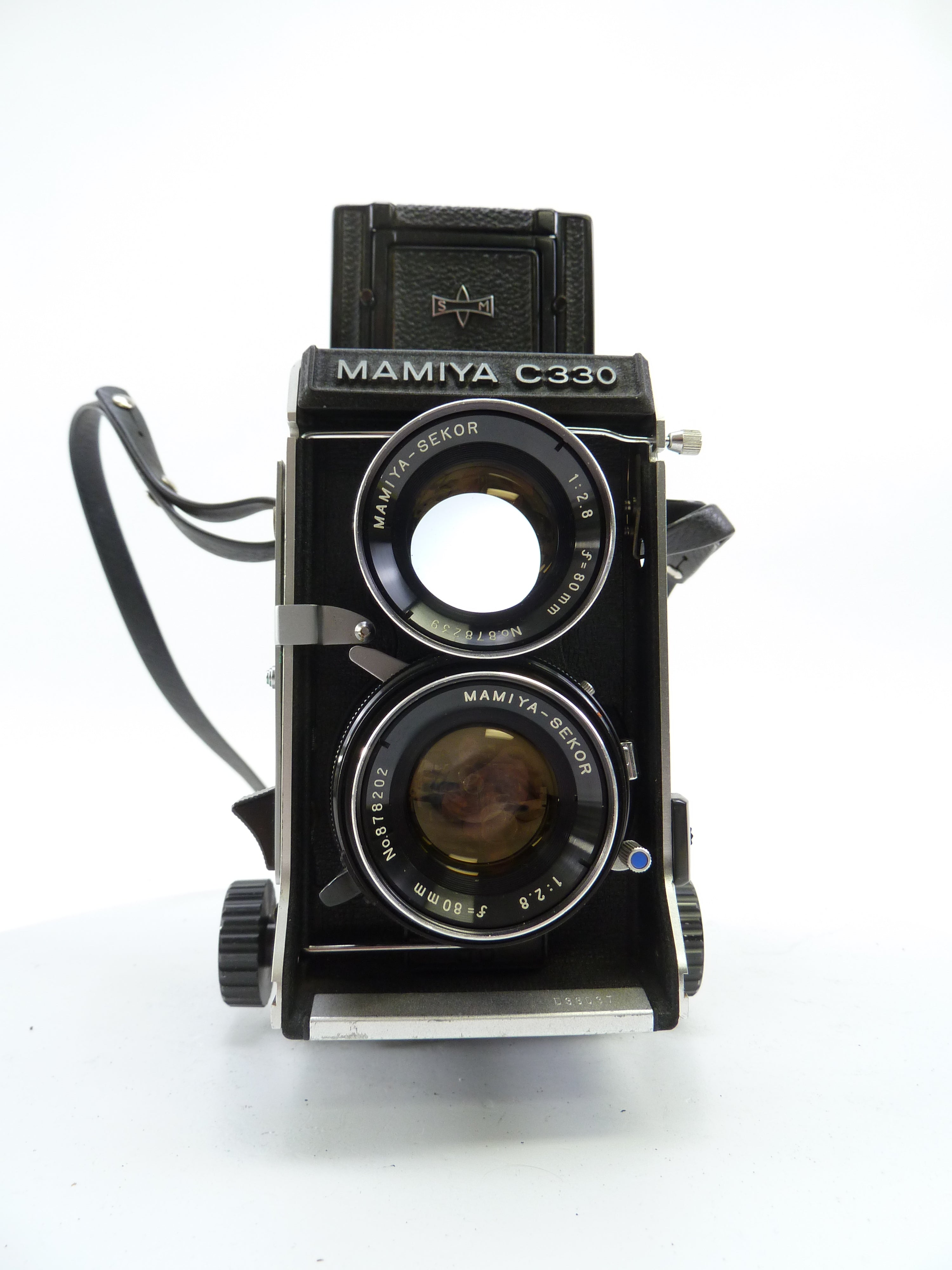 Mamiya C330 Camera Outfit with 80MM F2.8 Blue Dot Lens