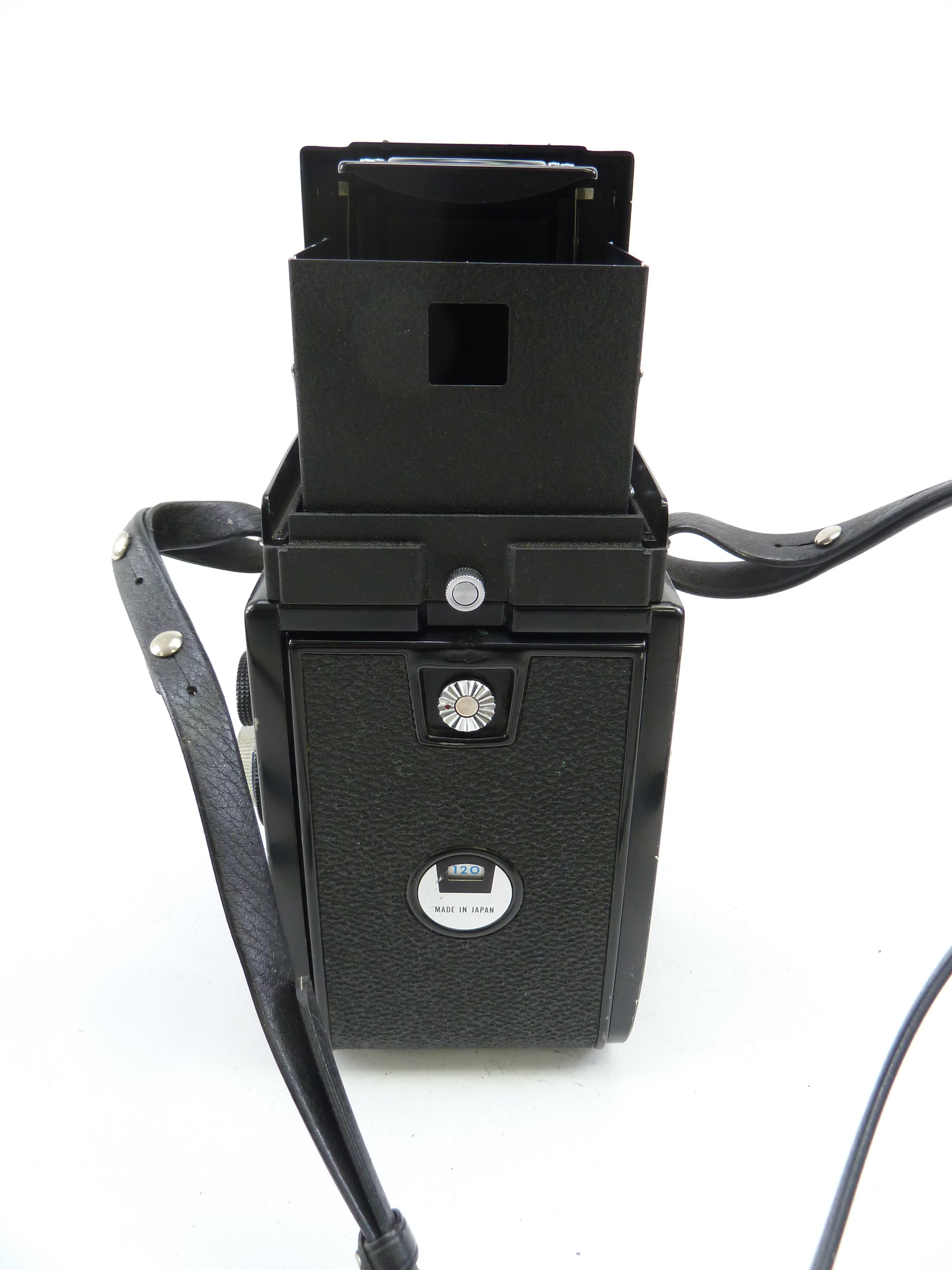 Mamiya C330 Camera Outfit with 80MM F2.8 Blue Dot Lens
