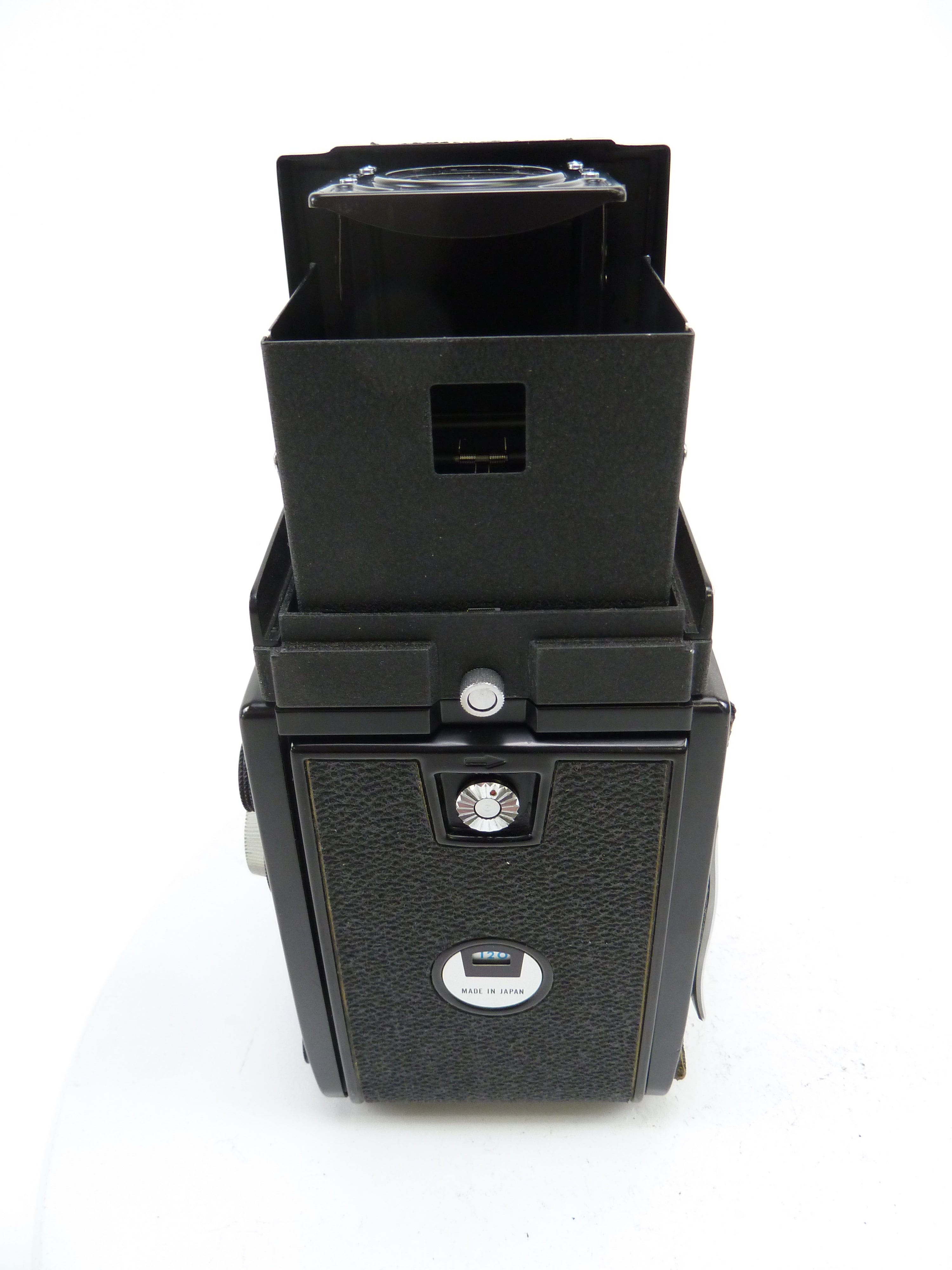 Mamiya C330 Camera Outfit with 80MM F2.8 Blue Dot Lens and WLF