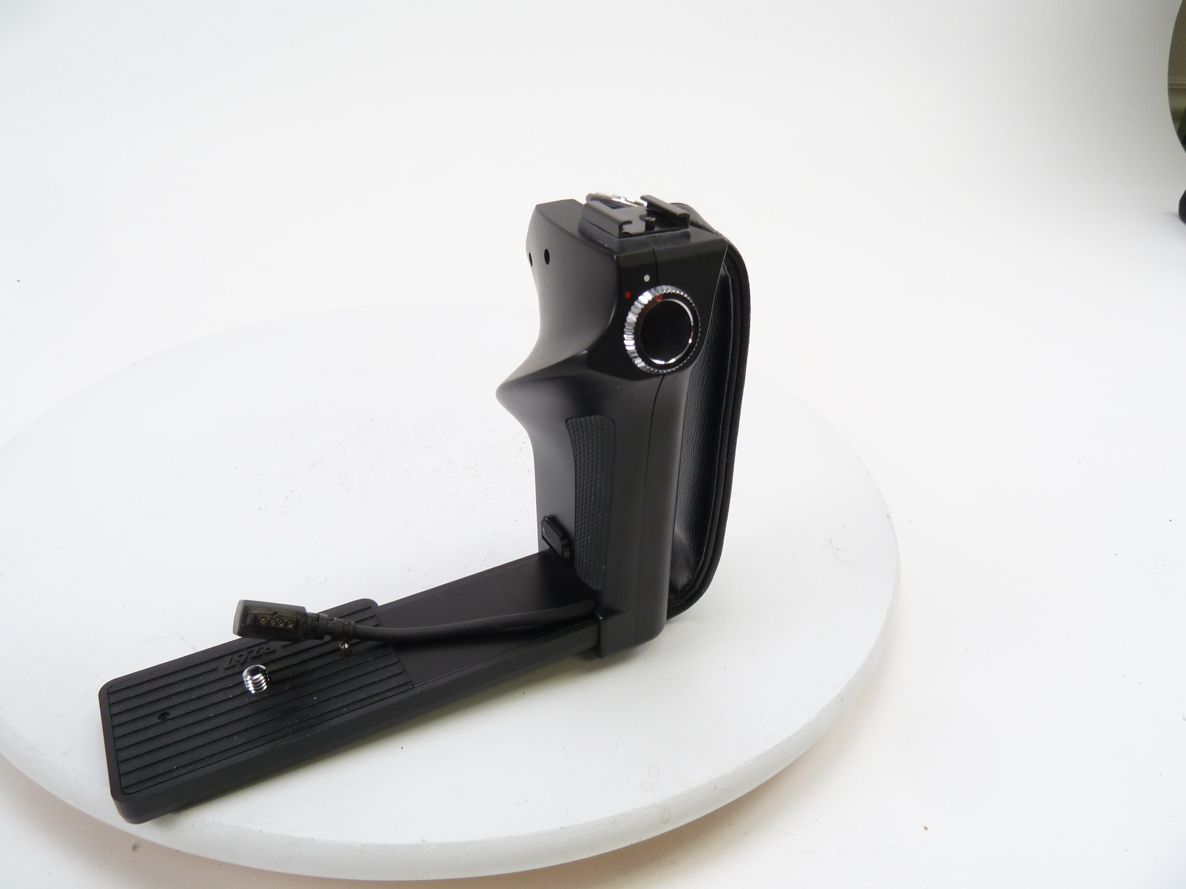 Mamiya RZ67 Left Hand Grip with Electronic Release