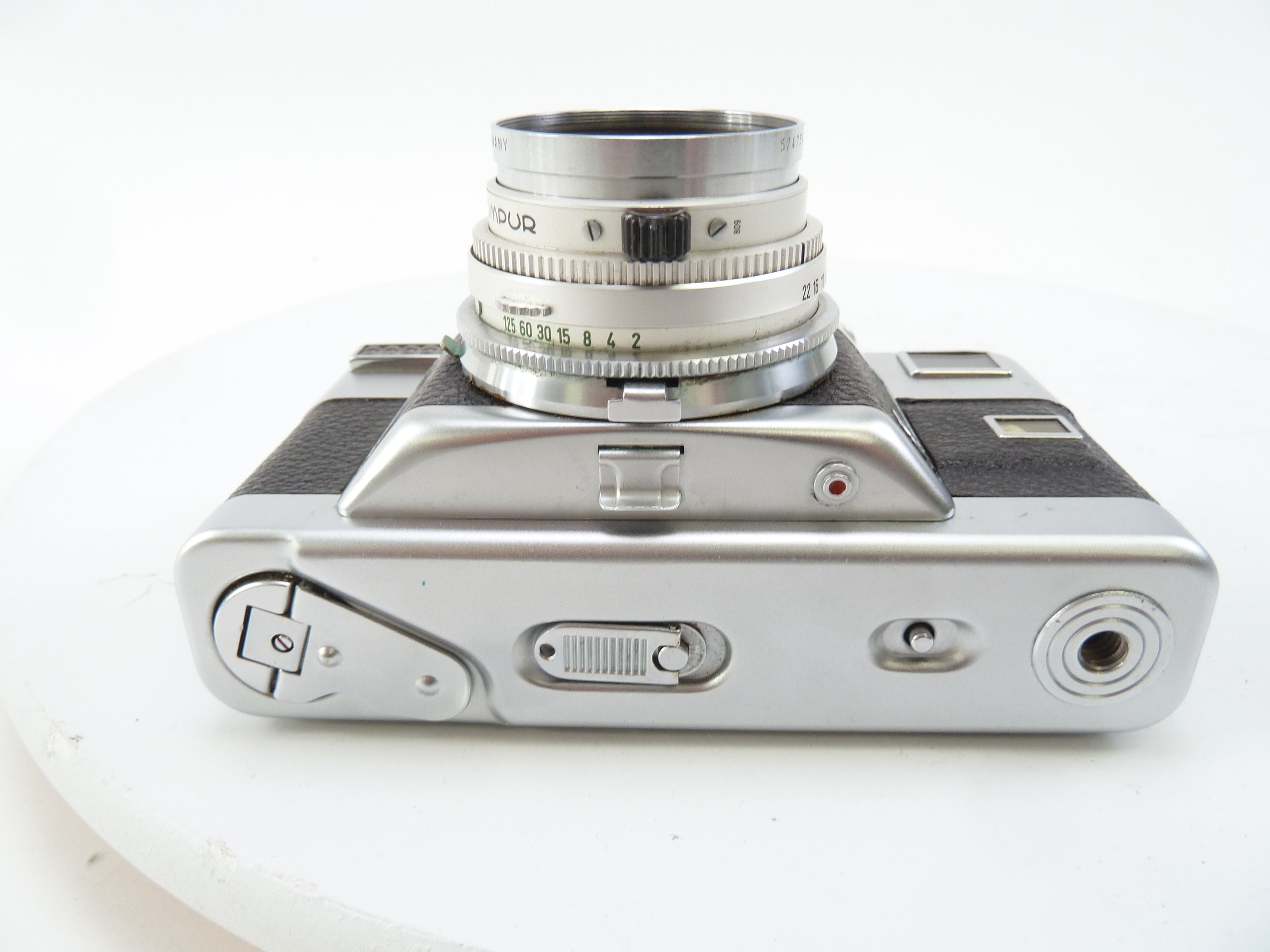 Voightlander Vitessa T with 50MM F2.8 Skopar AS IS
