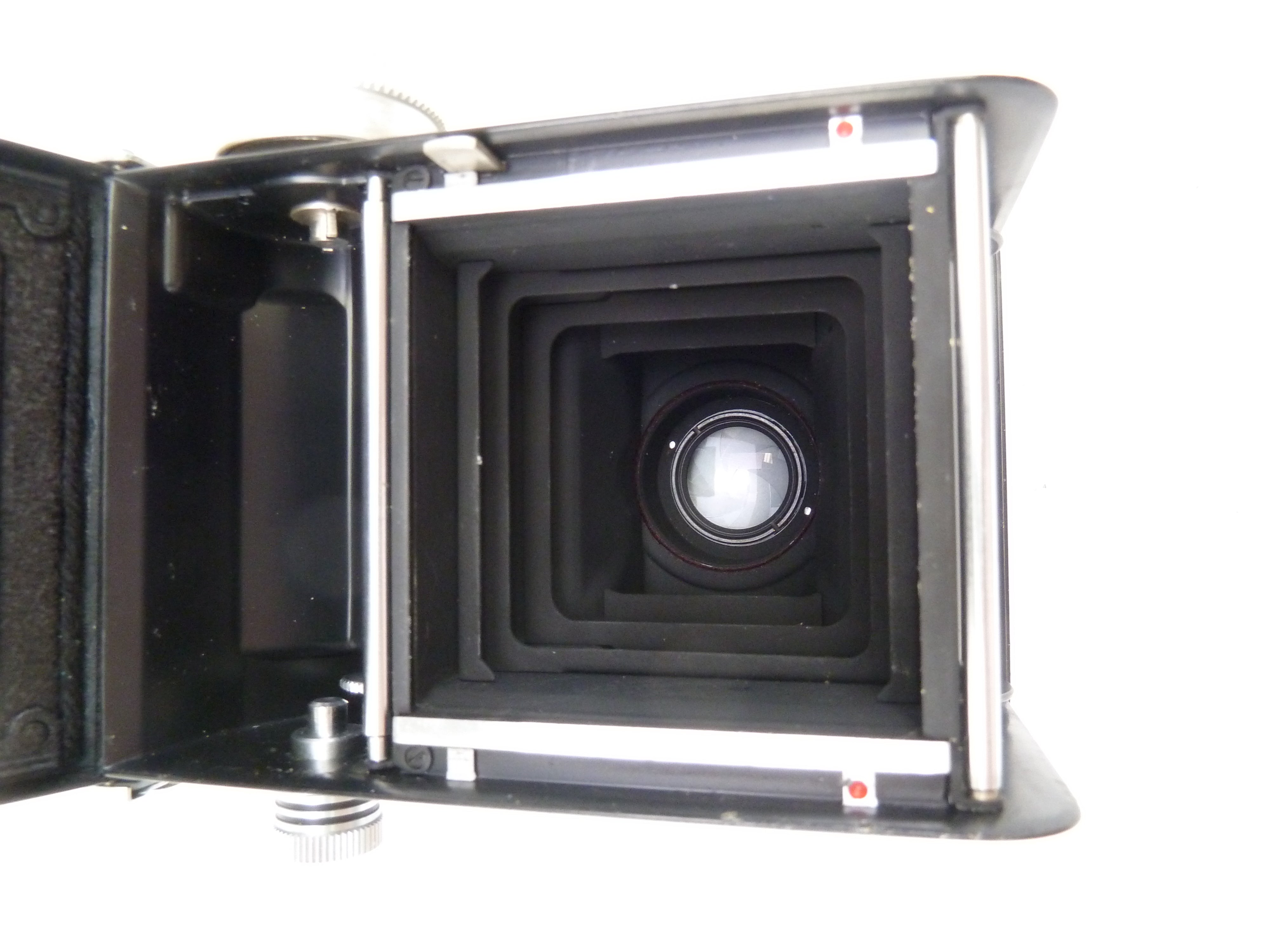 Rolleicord V Twin Lens Reflex with Schneider 75MM f3.5 Lens AS IS
