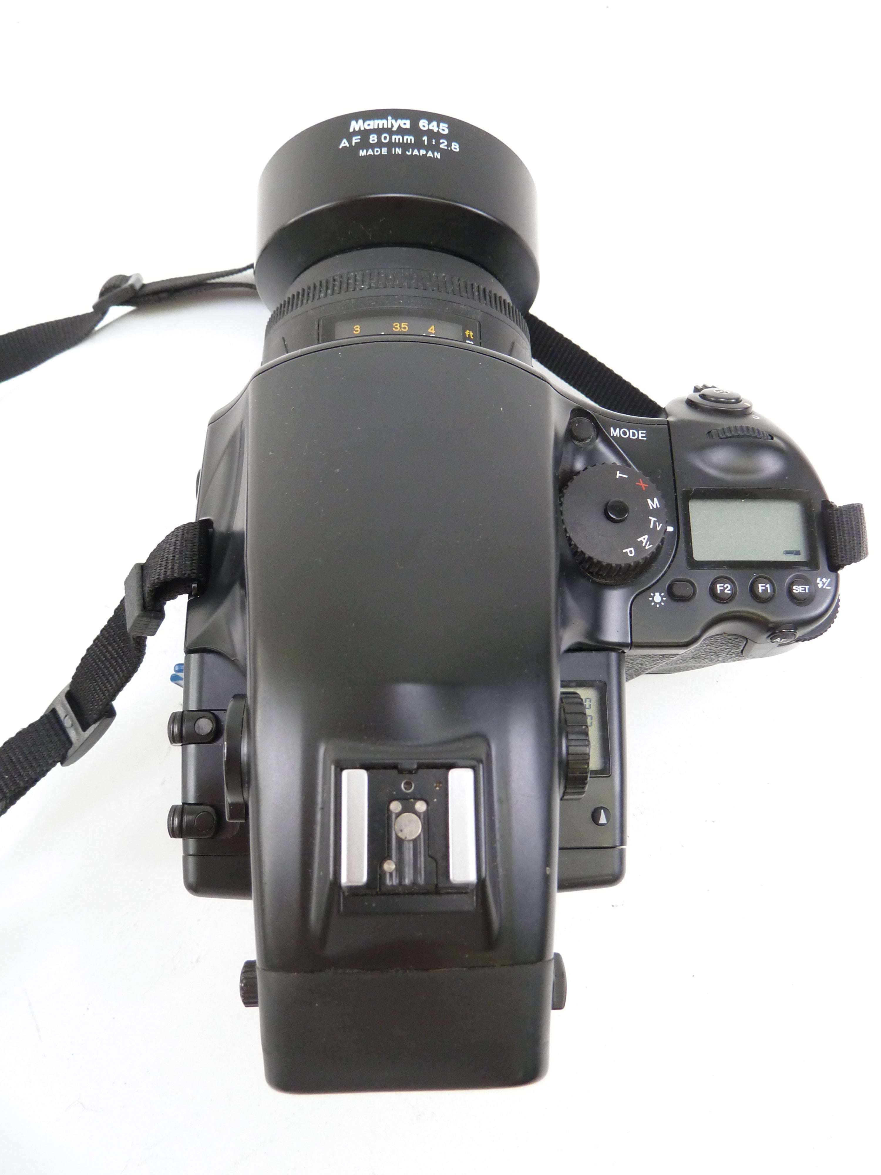 Mamiya 645 AF Camera Outfit with 80MM f2.8 Lens and 120/220 Film Back