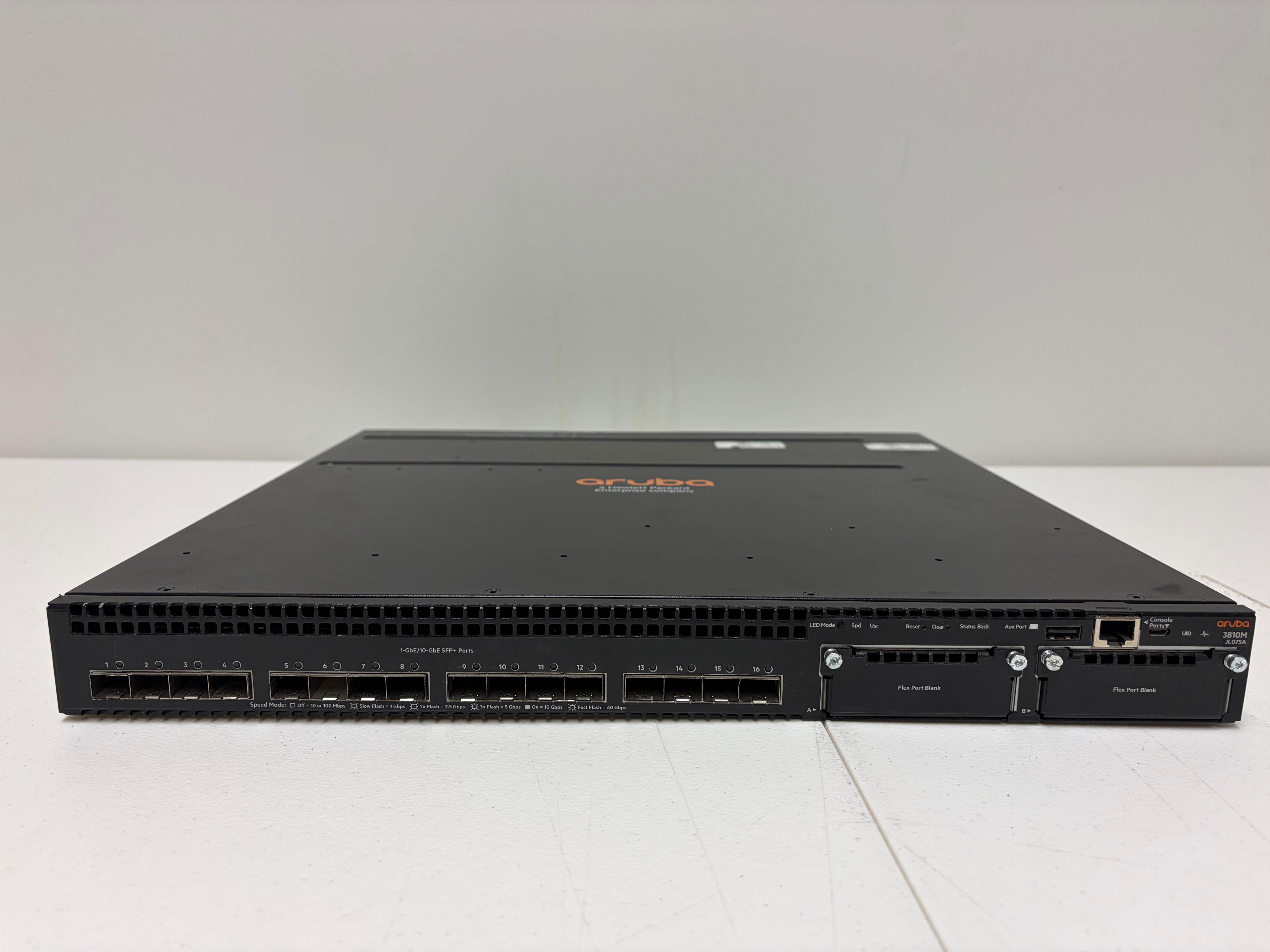Aruba JL075A - 3810M 16SFP+ 2-Slot Managed Switch | Alo Tech Solutions