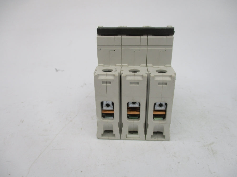 SIEMENS 5SJ4303-7HG42 400V 3A UNMP
