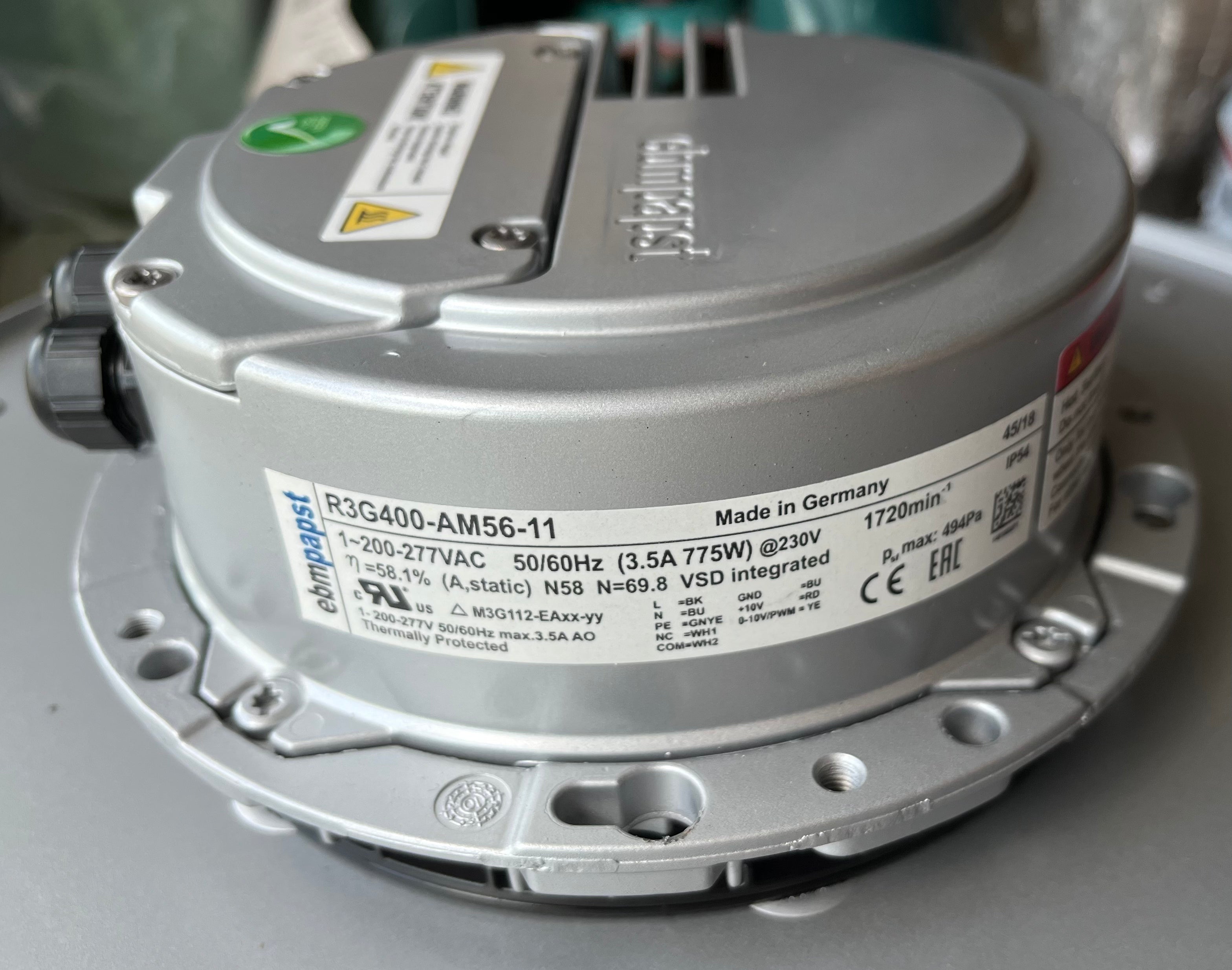 R3G400-AM56-11 230V 50/60Hz ebm papst Motor M3G112-EA