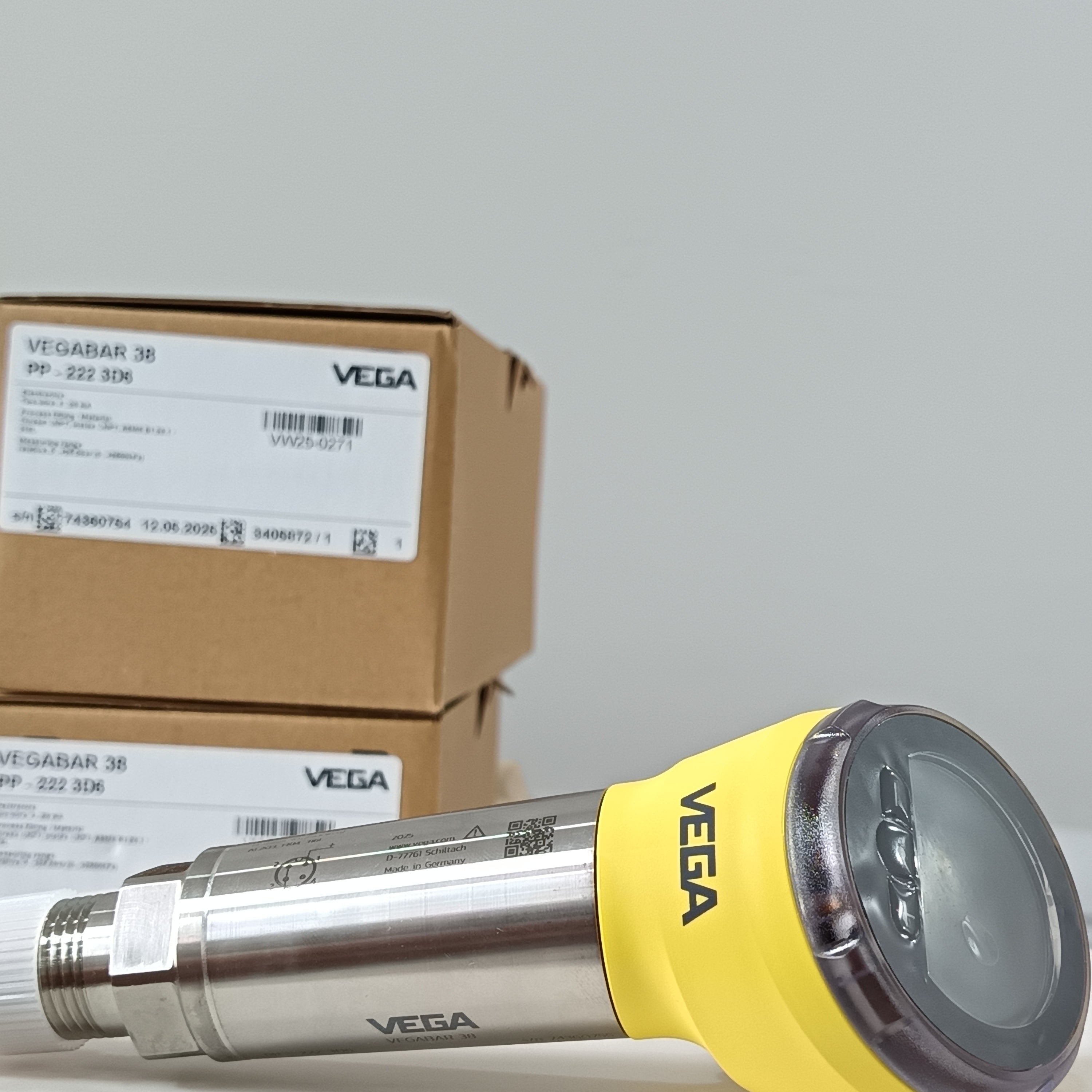 VEGA VEGABAR 38 Pressure sensor with switching function