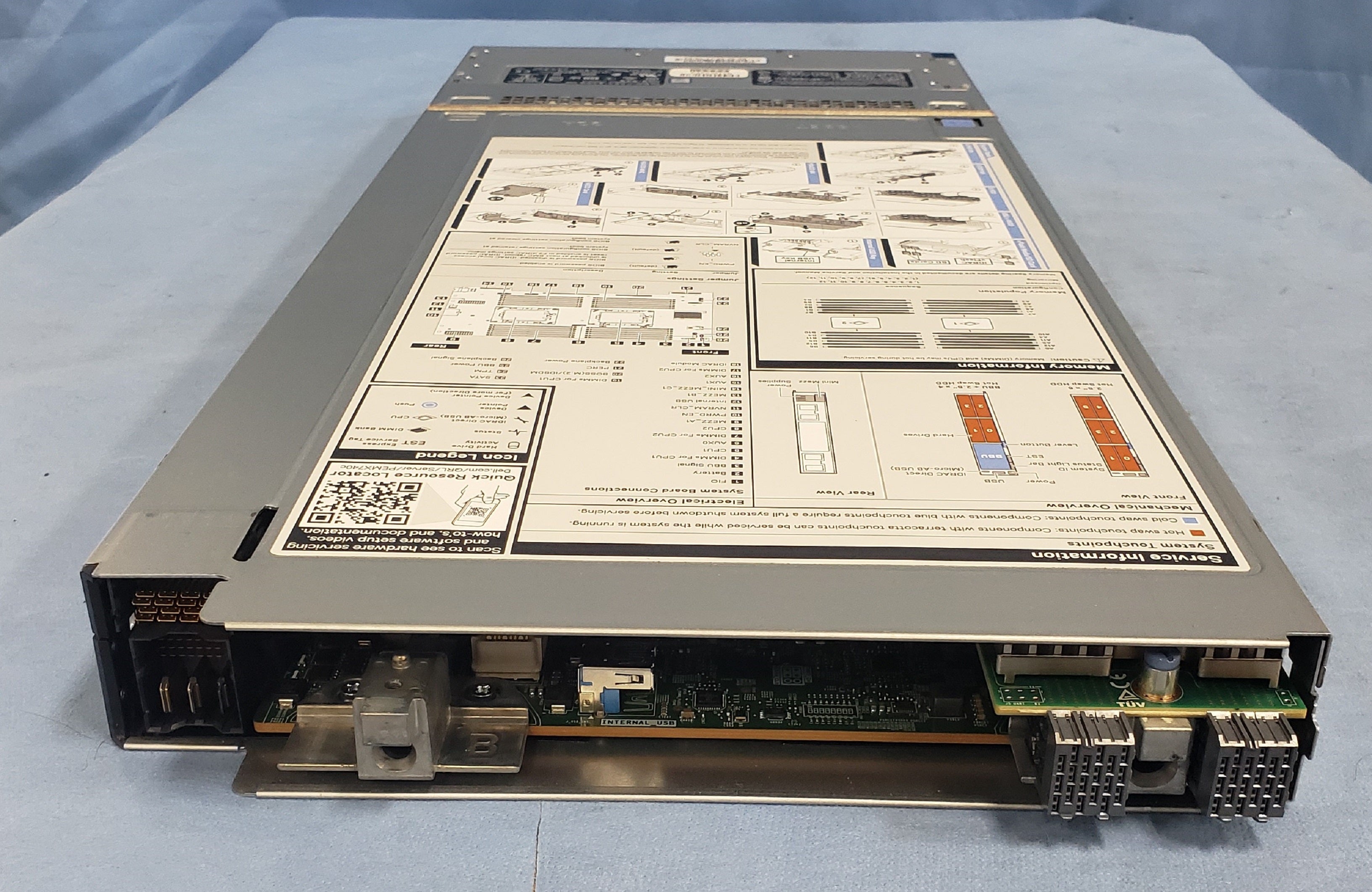 Dell MX7000 Chassis – 2x MX9002m, 2x MX9116n, 2x MX740c 2x 16C Gold 6142 512GB