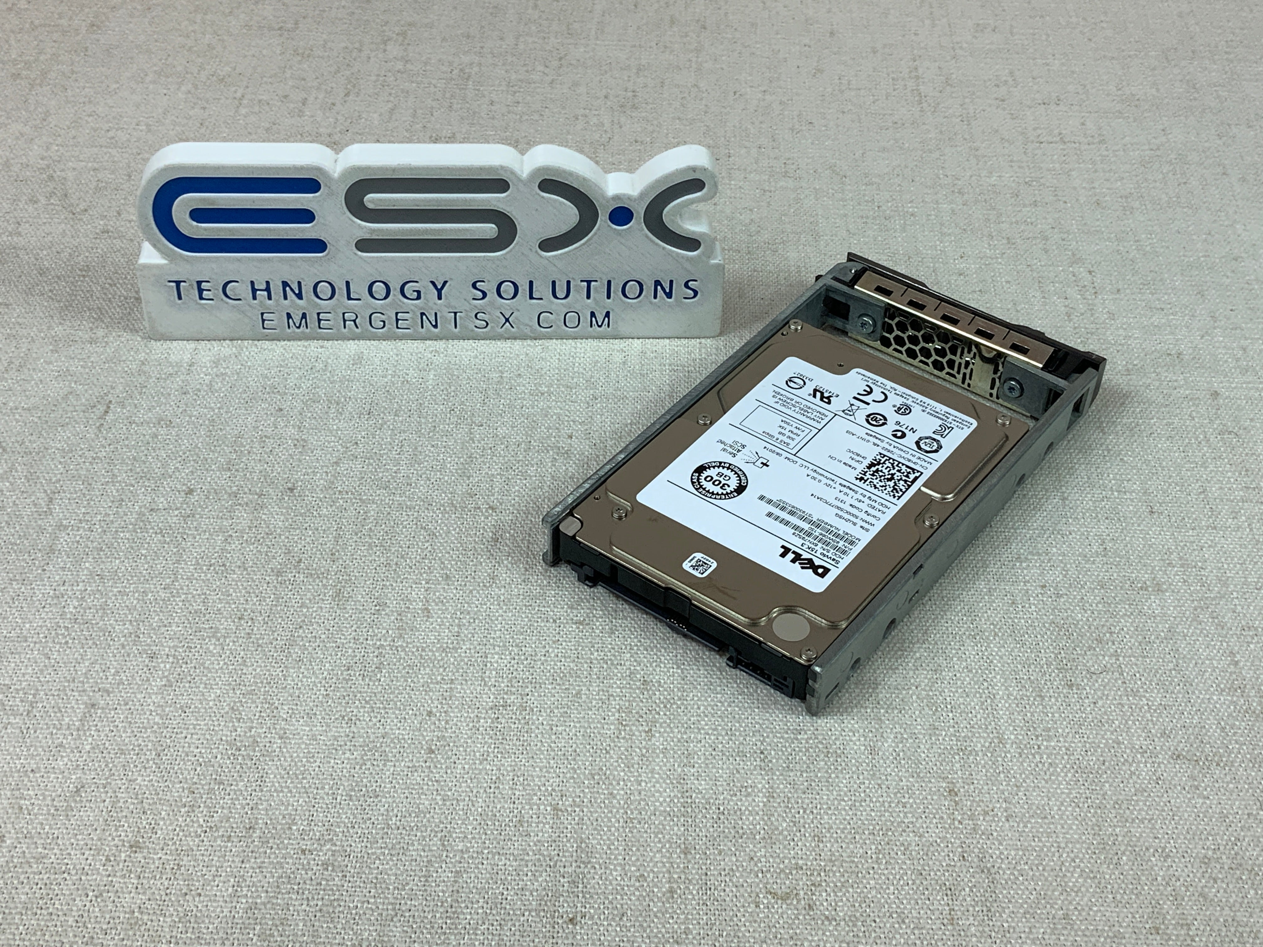 Dell H8DVC 300GB 15K 2.5" 6Gbs 64MB SAS Hard Drive w/ 12G Tray