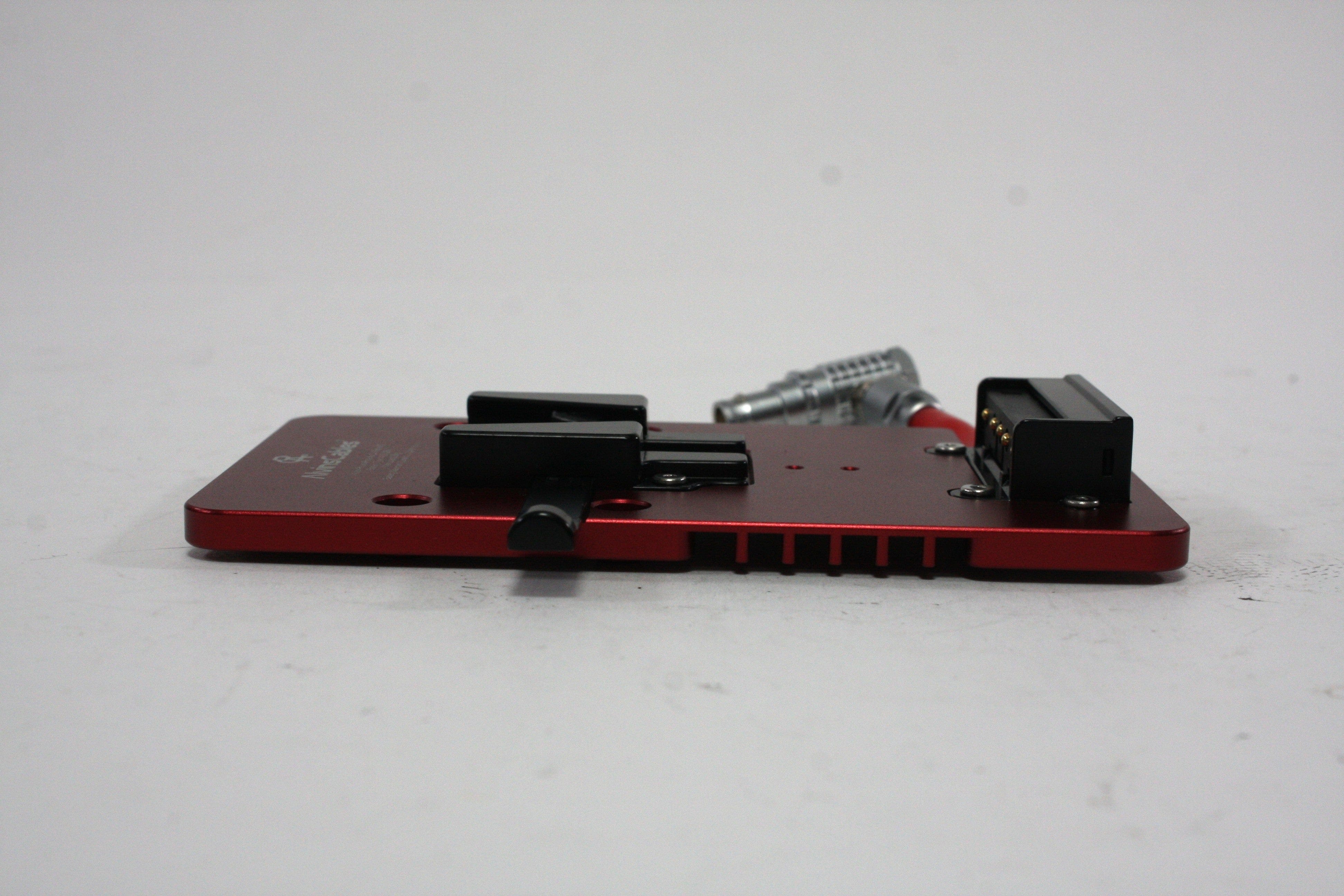 Alvin's Cables V-Lock Power Plate for DJI Ronin 4D