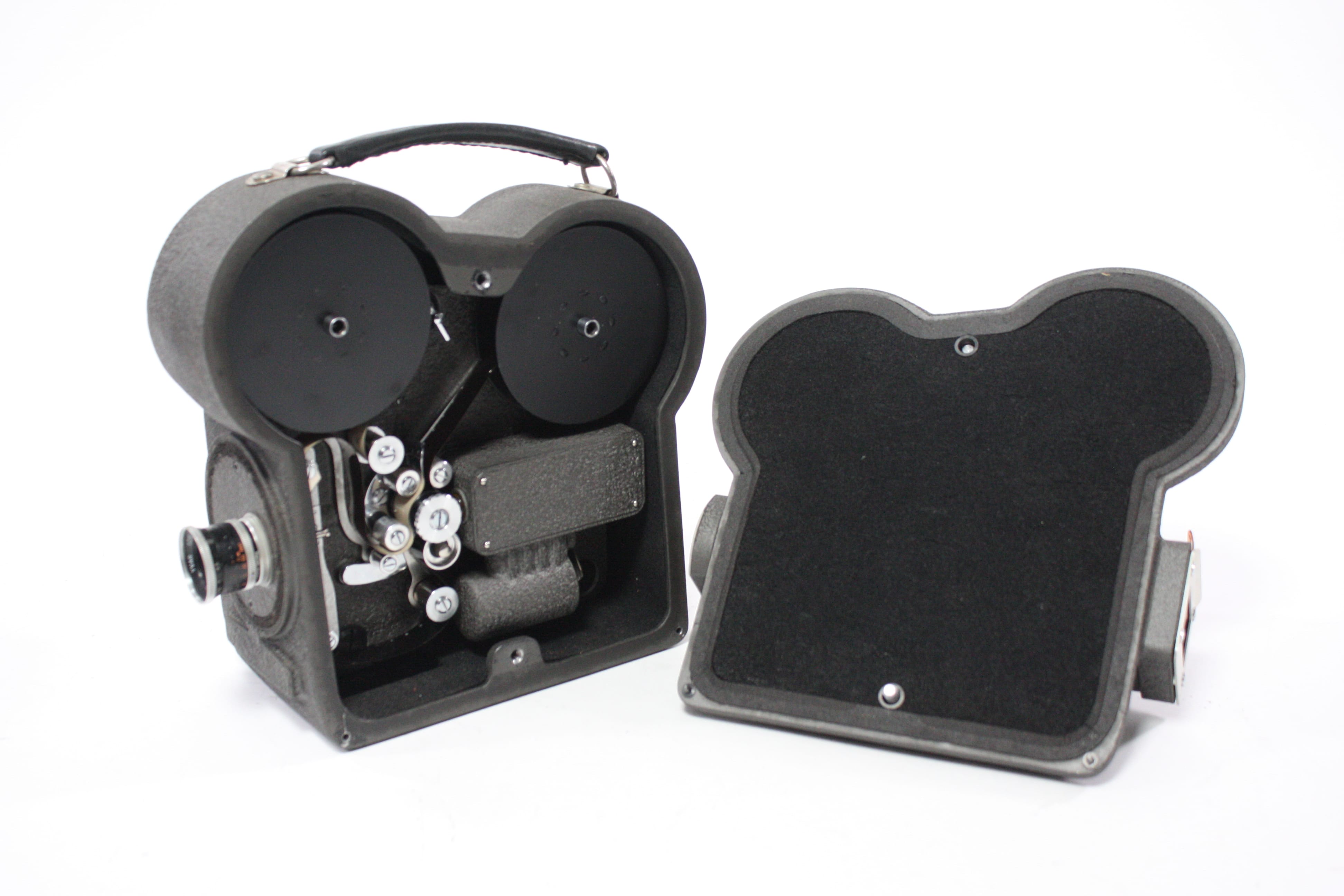 Auricon 16mm Sound-On-Film Camera CM-72 with RA30-21093-A7 and E-6 Microphone AS-IS