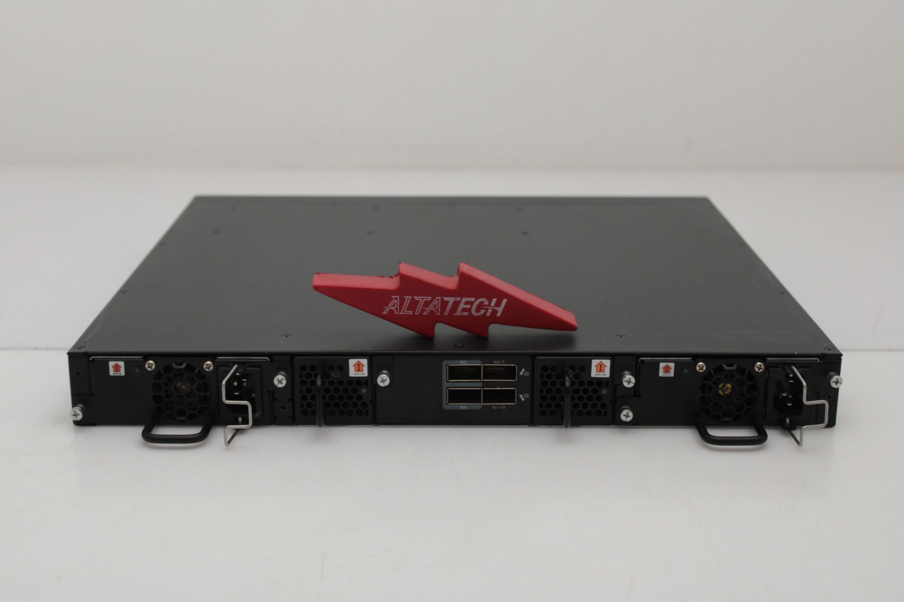 Brocade ICX6610-24-I Switch - Rear View | Alo Tech Solutions