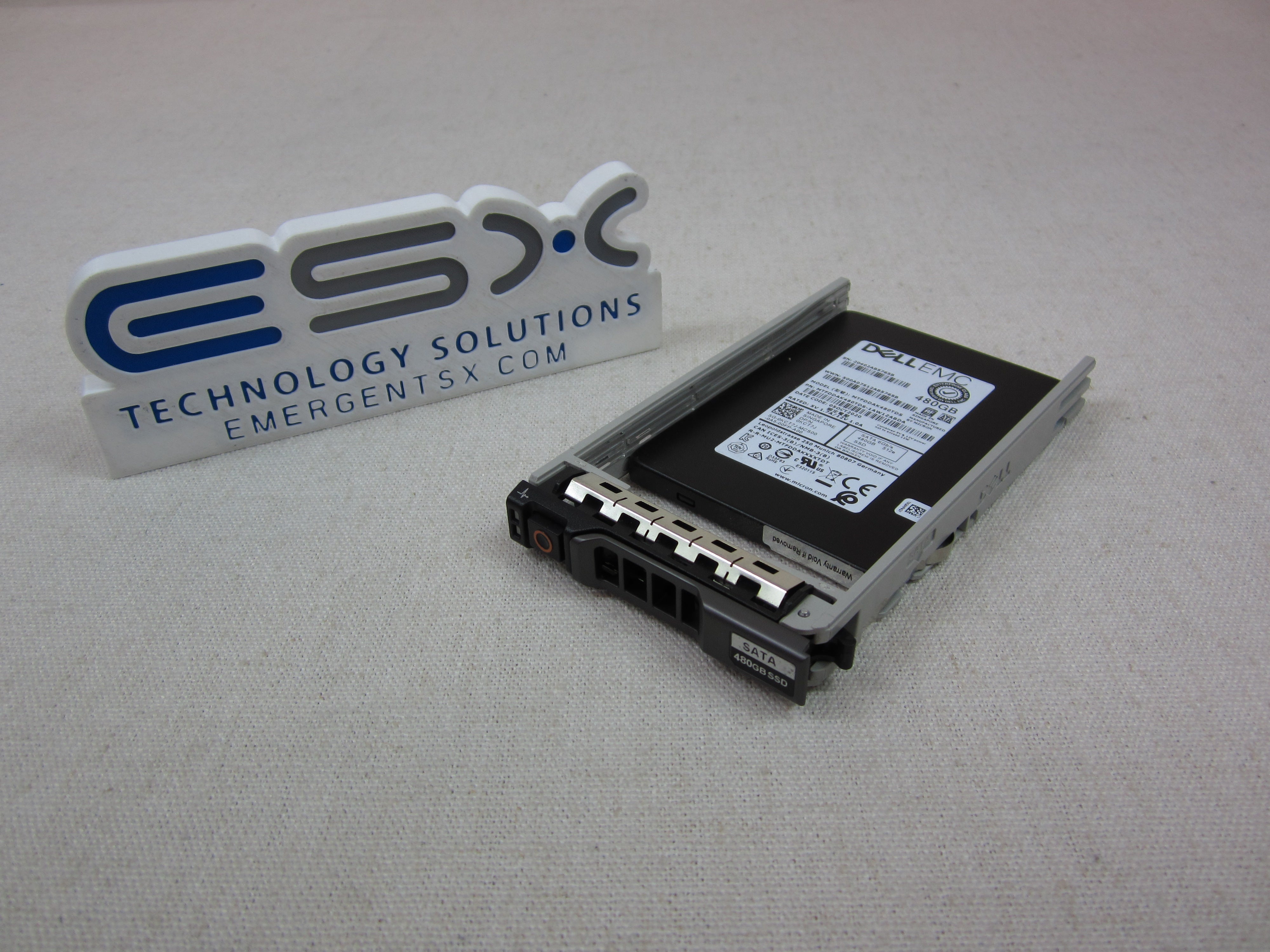 Dell KCT7J 480GB 6Gb/s 2.5" SATA SSD Micron MTFDDAK480TDS w/ 13G Tray