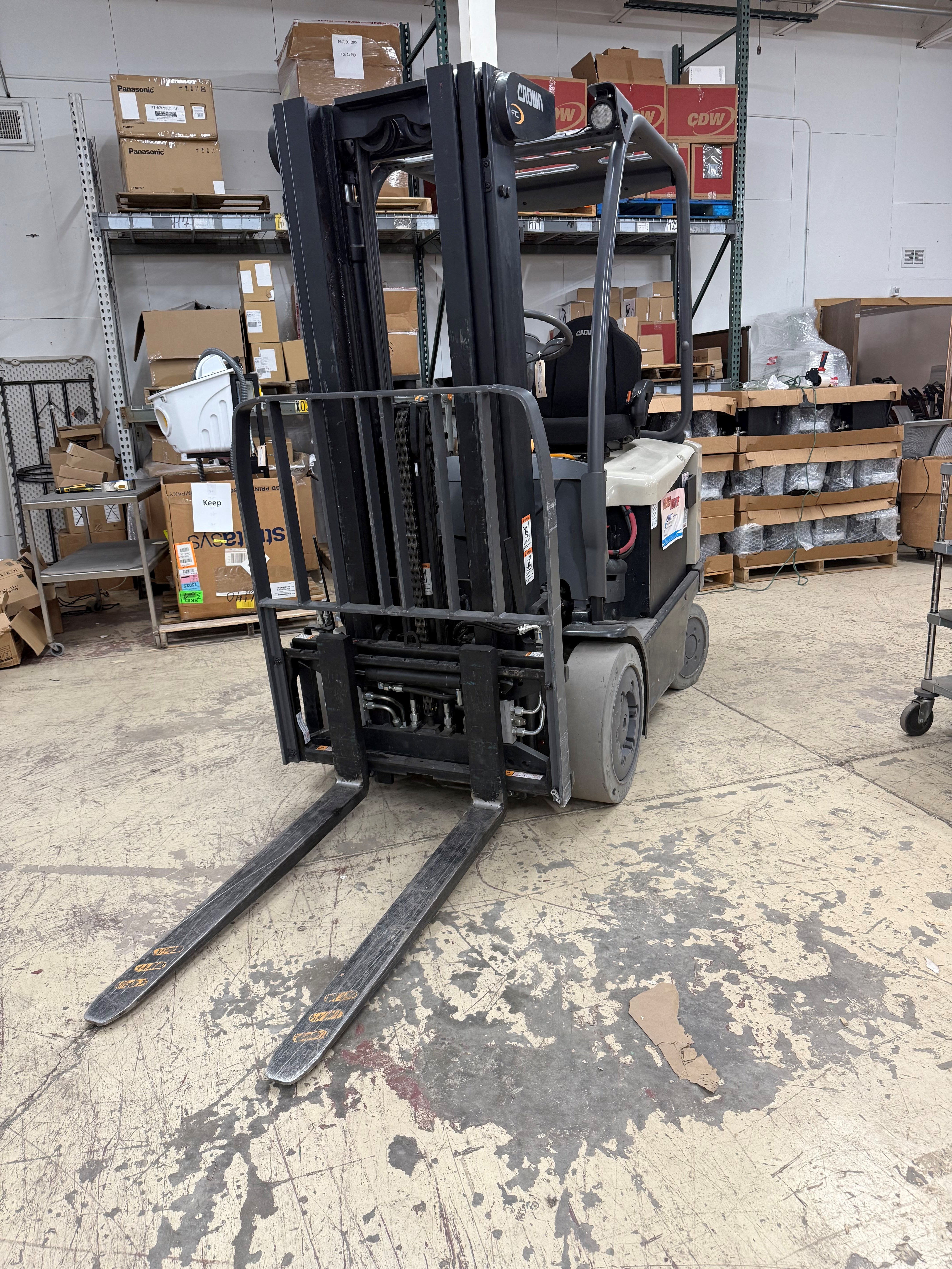 Crown FC5215-50 Electric Forklift Sit-down rider lift | Odometer 1150