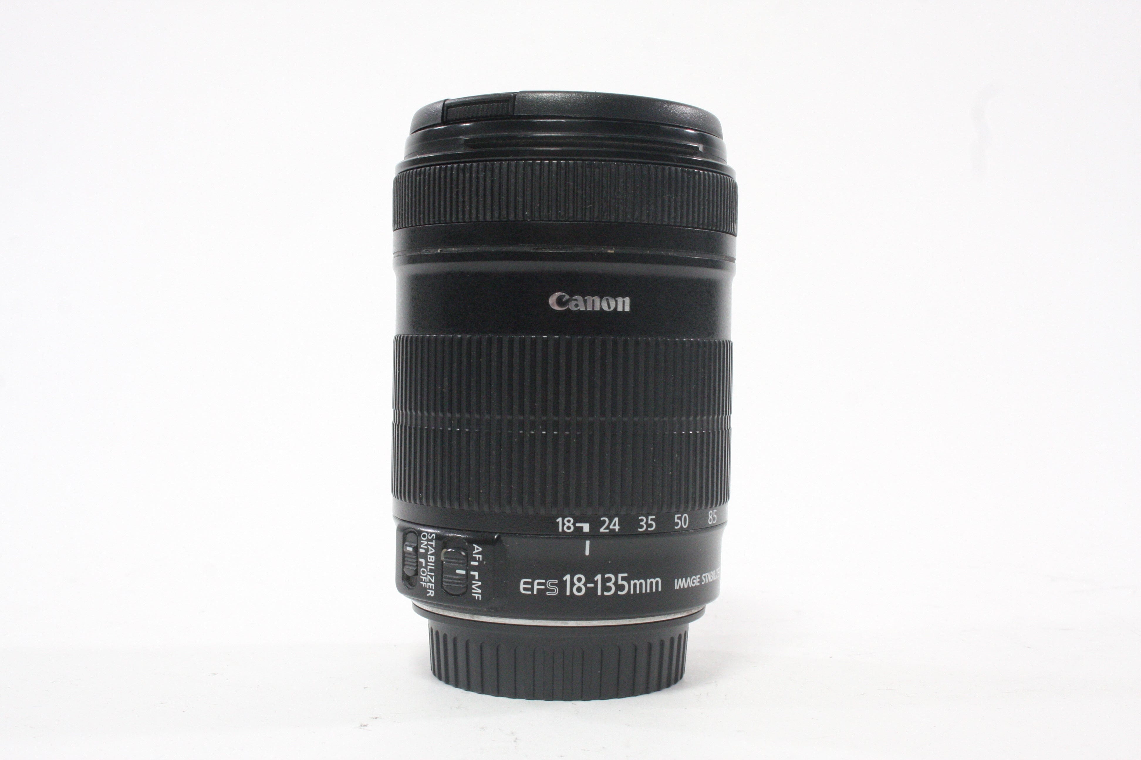Canon 18-135mm f/3.5-5.6 IS EF-S for Canon EF Mount (Read)