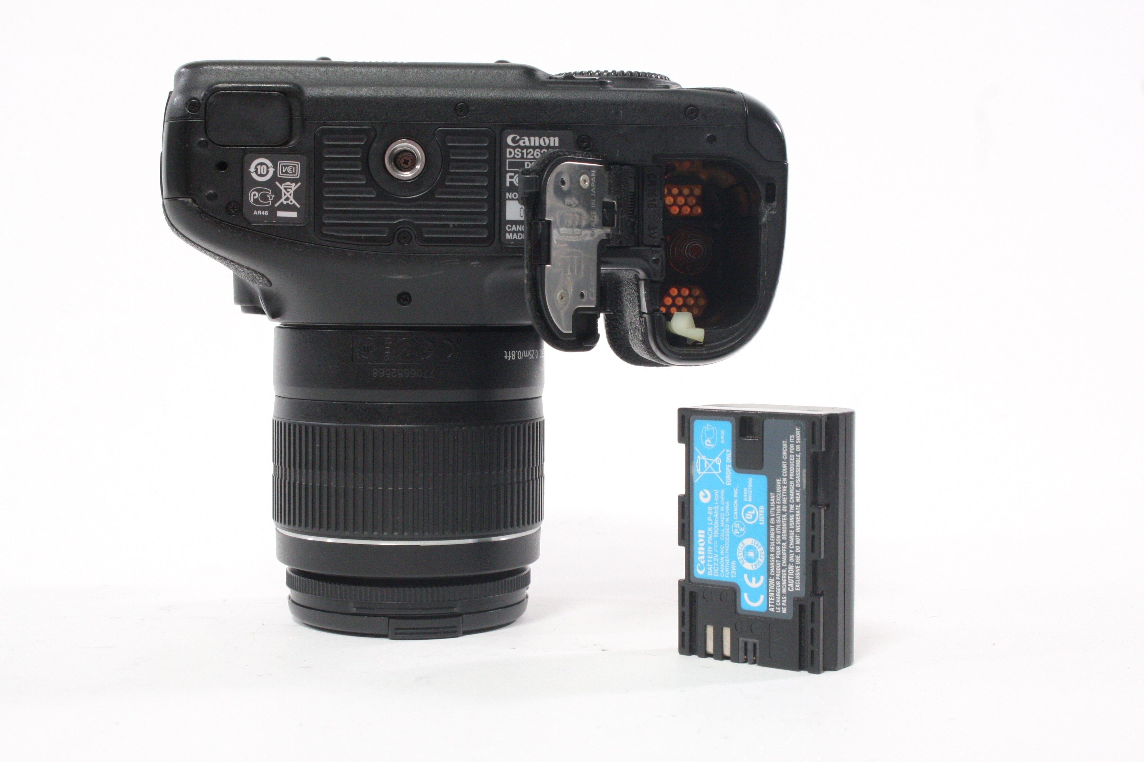 Canon 7D DLSR with 18-55mm f/3.5-5.6 IS II Lens with Shutter Count 59,196 (see details)