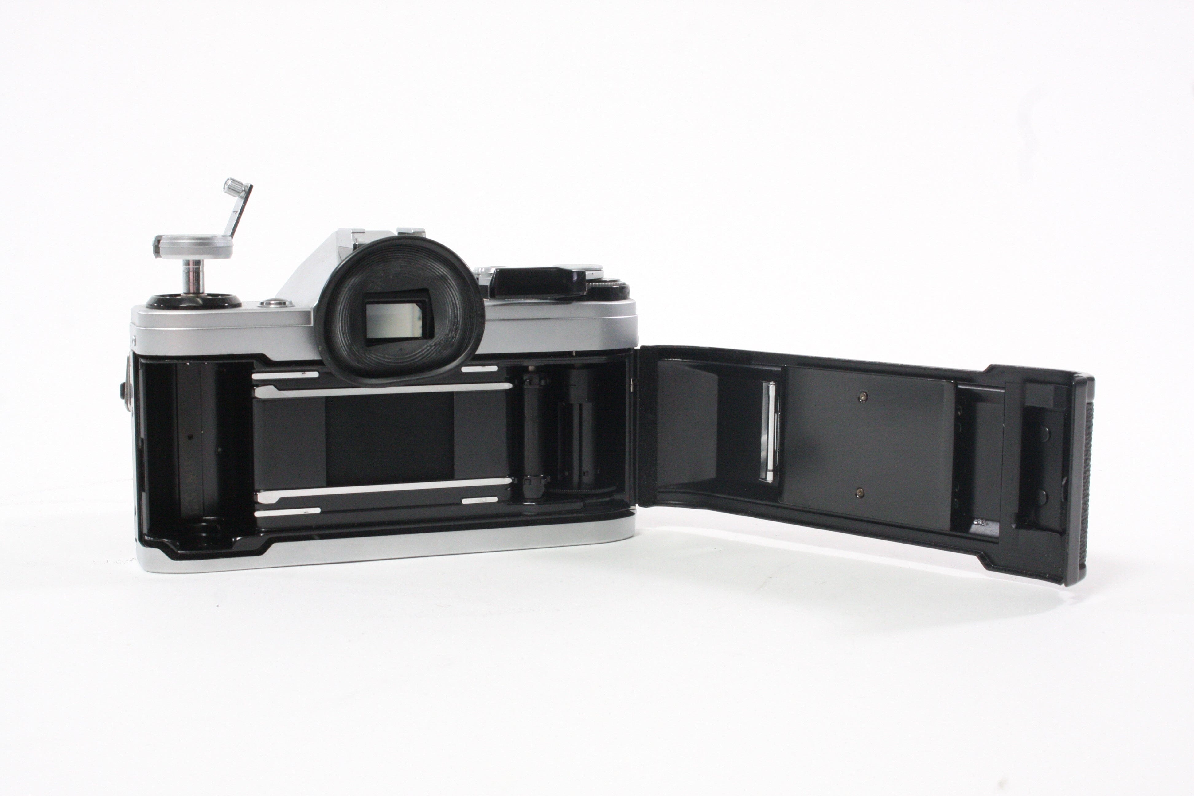 Canon AE-1 35mm SLR Camera with 50mm f/1.8 Lens