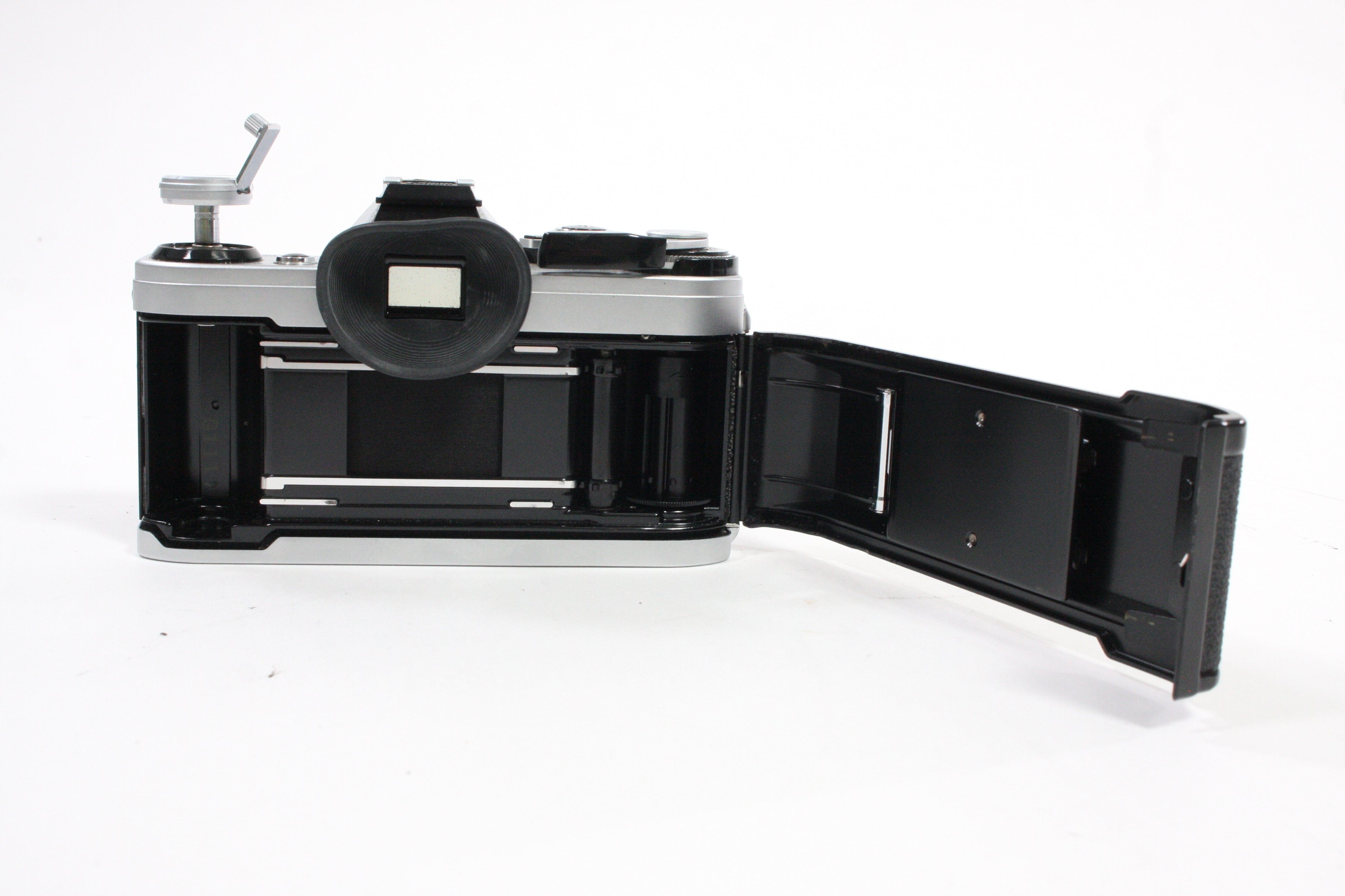 Canon AE-1 35mm SLR Camera with 50mm f/1.8 SC Lens