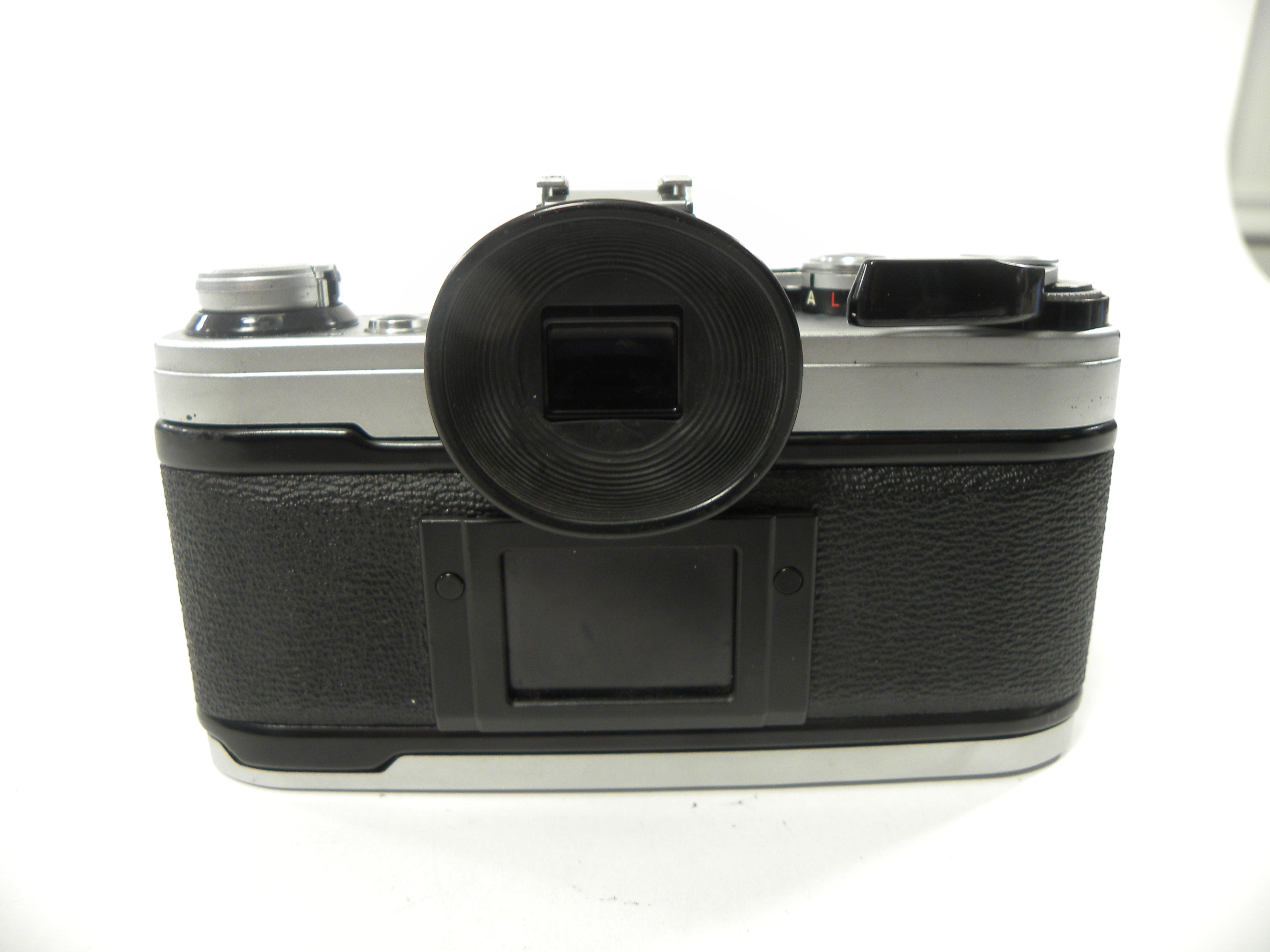 Canon AE-1 35mm SLR w/FD 35-70mm f3.5-4.5