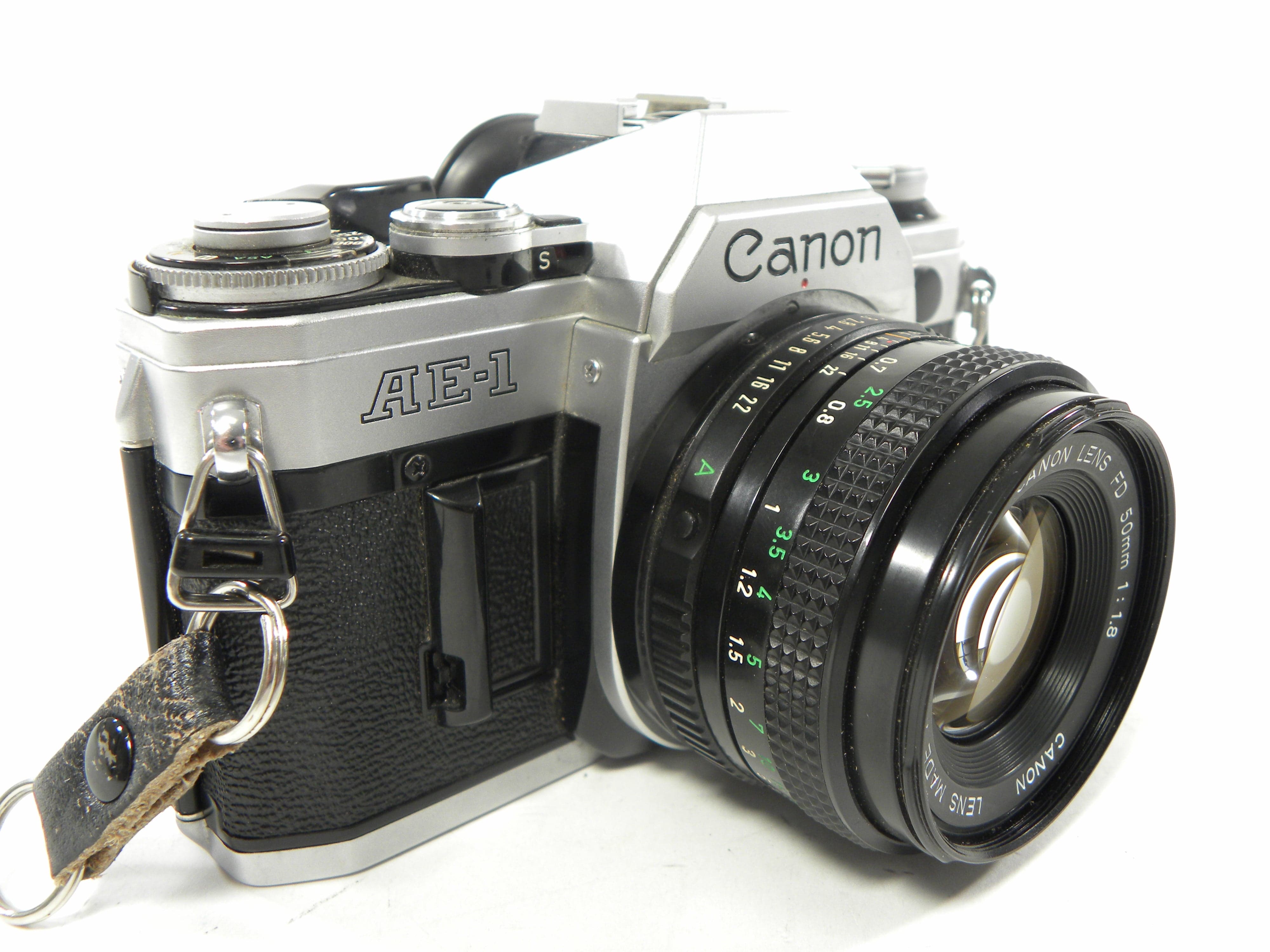 Canon AE-1 35mm SLR w/FD 50mm f1.8