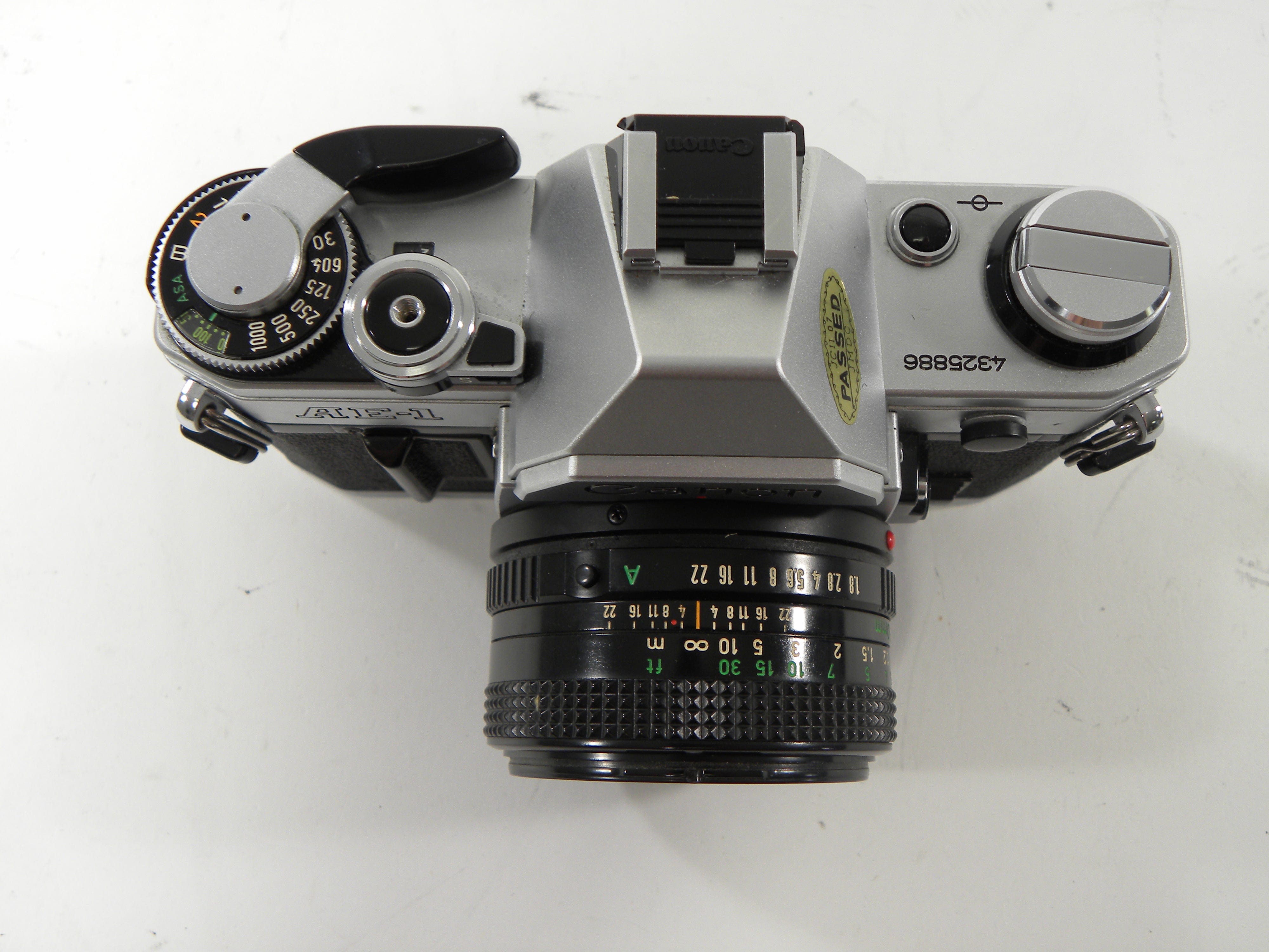 Canon AE-1 35mm SLR w/FD 50mm f1.8