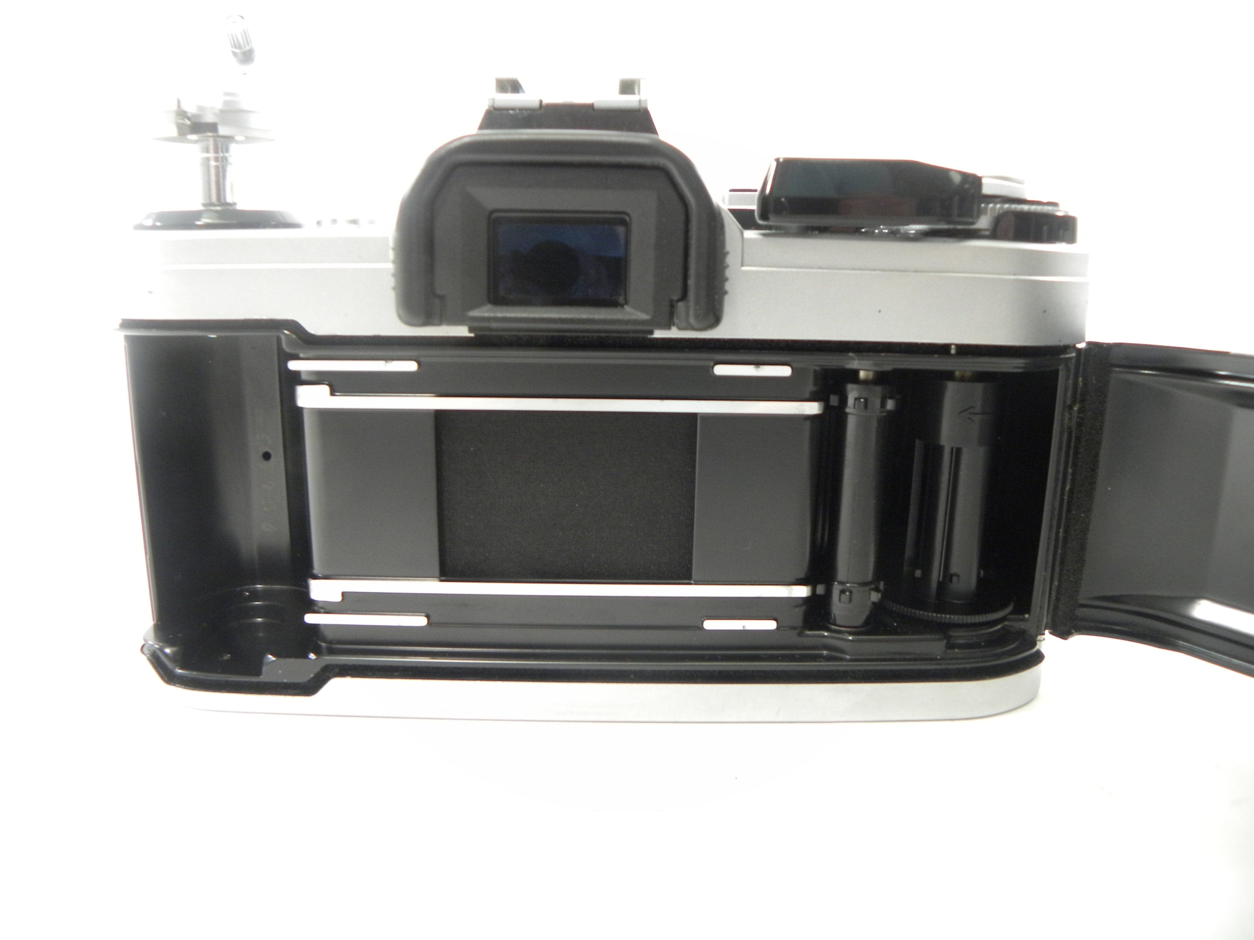 Canon AE-1 35mm SLR w/FD 50mnm f1.8