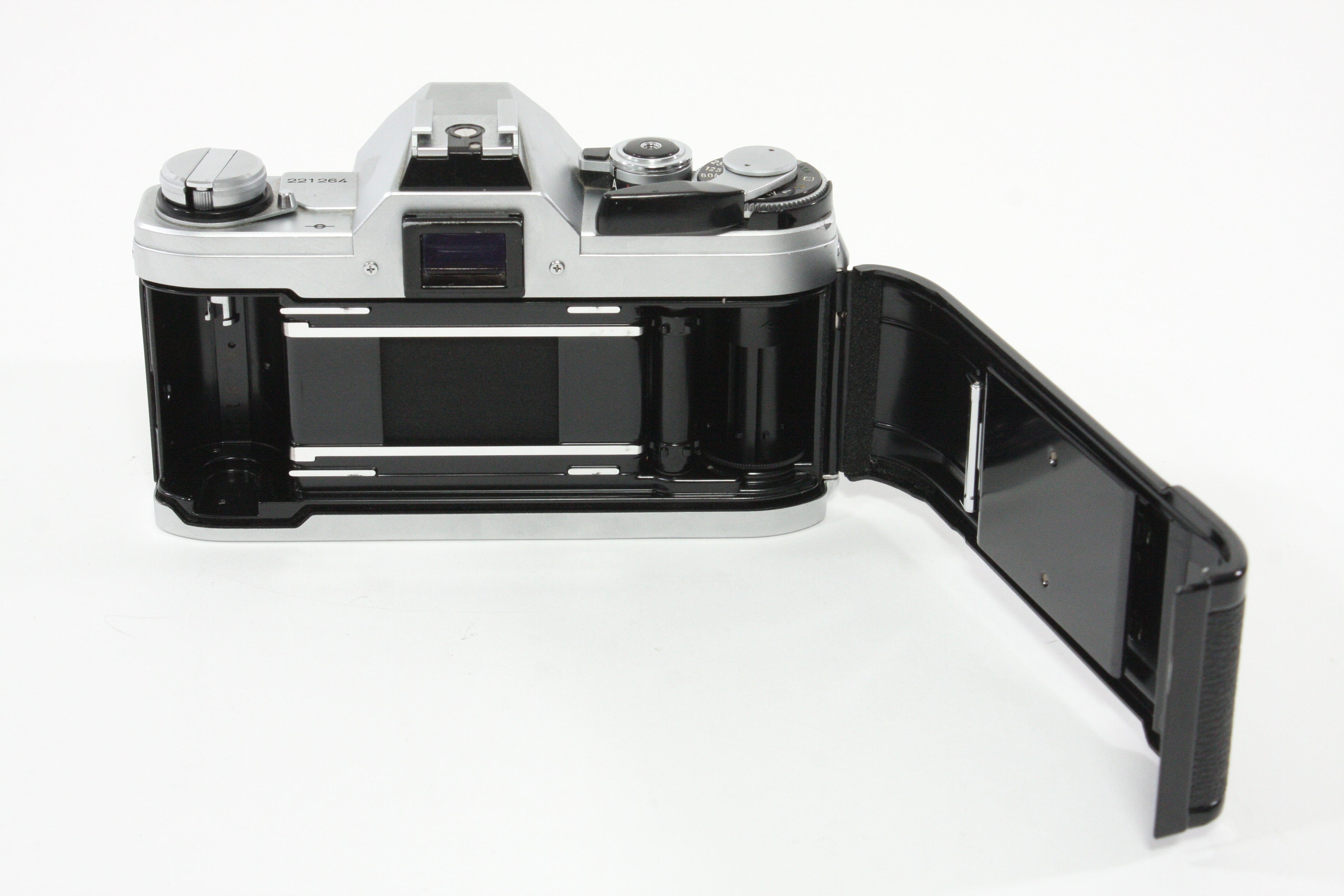 Canon AT-1 with 50mm F1.8 S.C. Lens