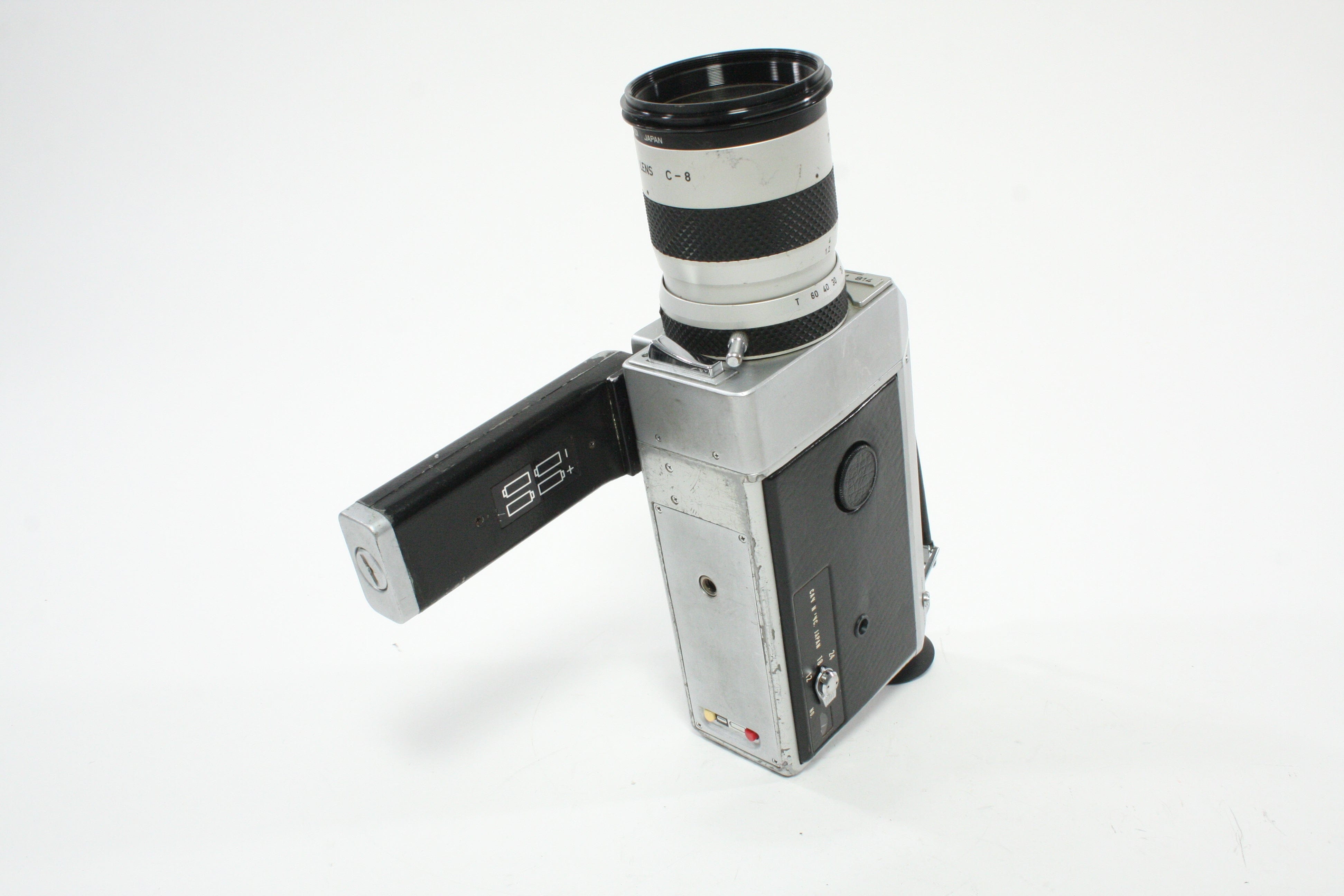 Canon Auto Zoom 814 Super 8 with a Canon 7.5-60mm f/1.4 Lens AS-IS