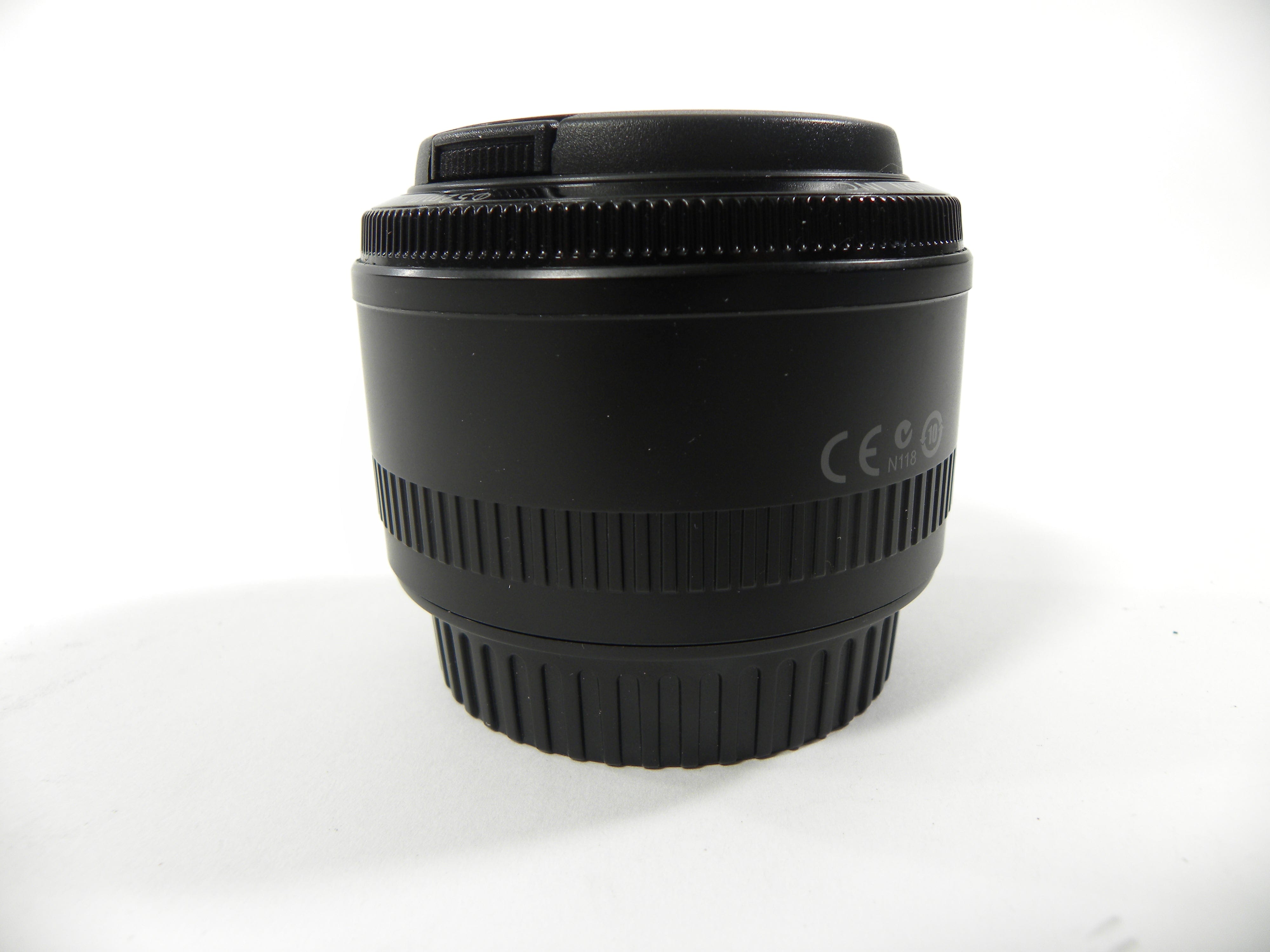 Canon EF 50mm f1.8 II