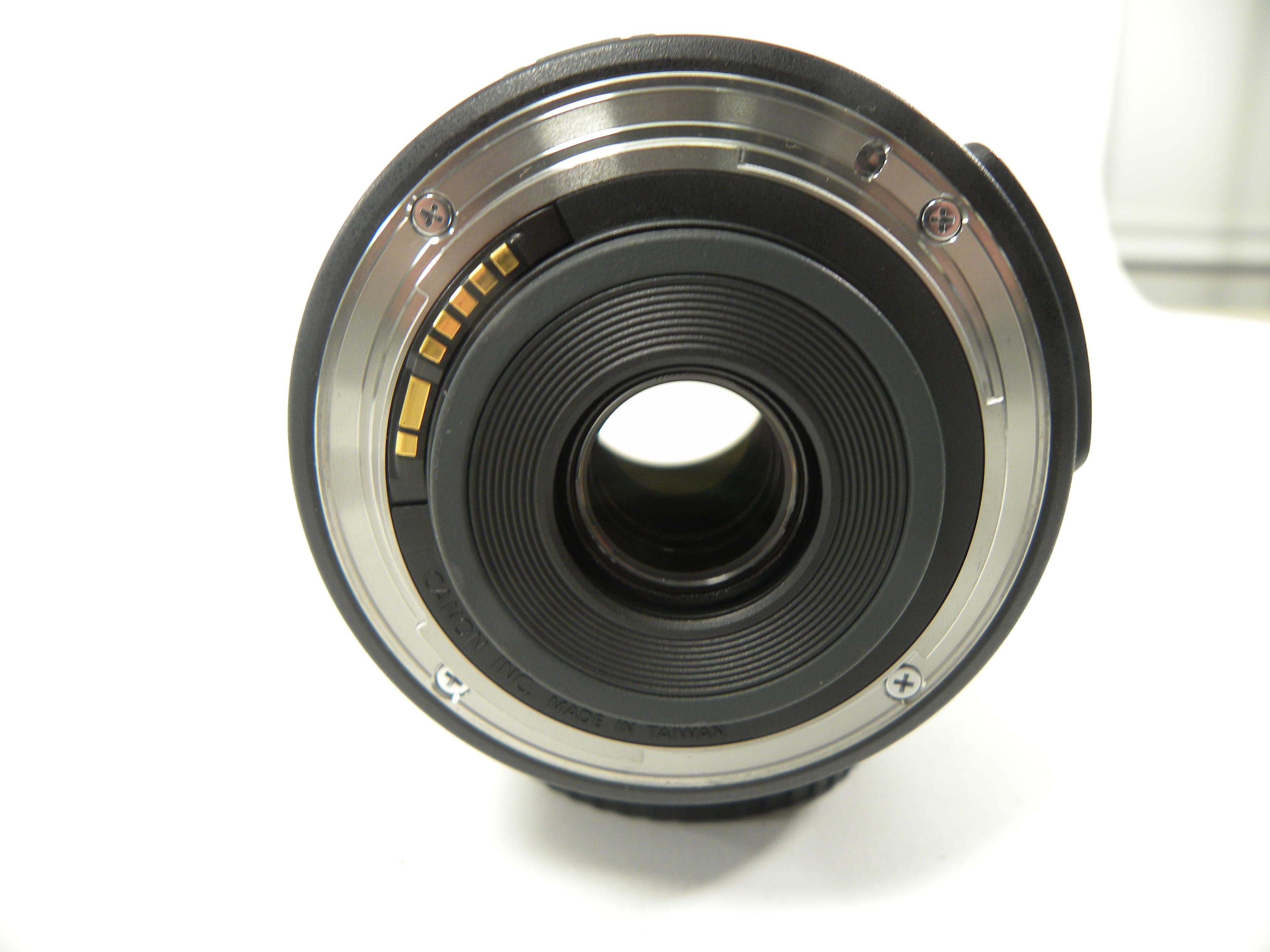 Canon EF-S Zoom 18-135mm f3.5-5.6 IS STM