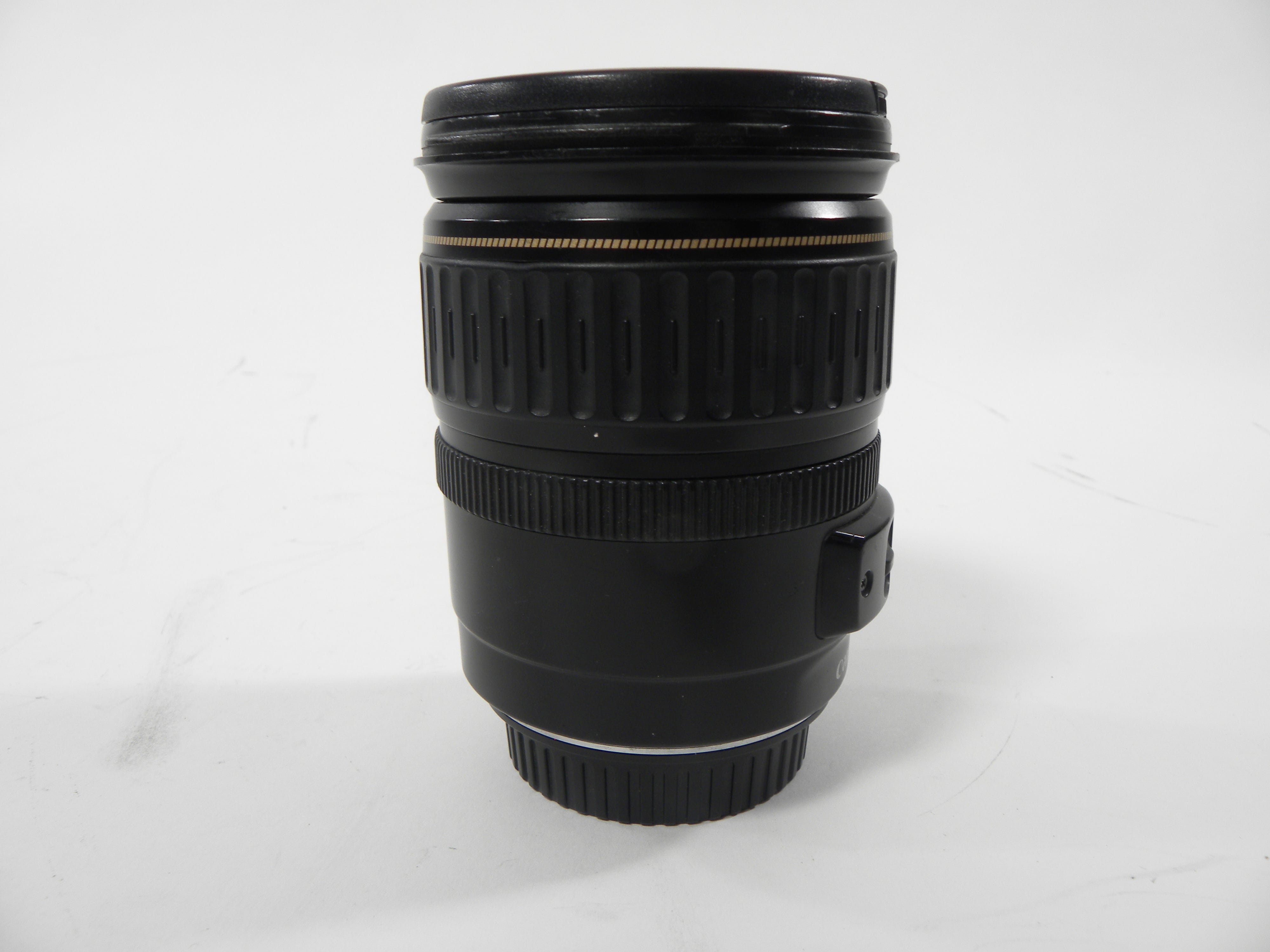 Canon EF Zoom 28-135mm f3.5-5.6 IS
