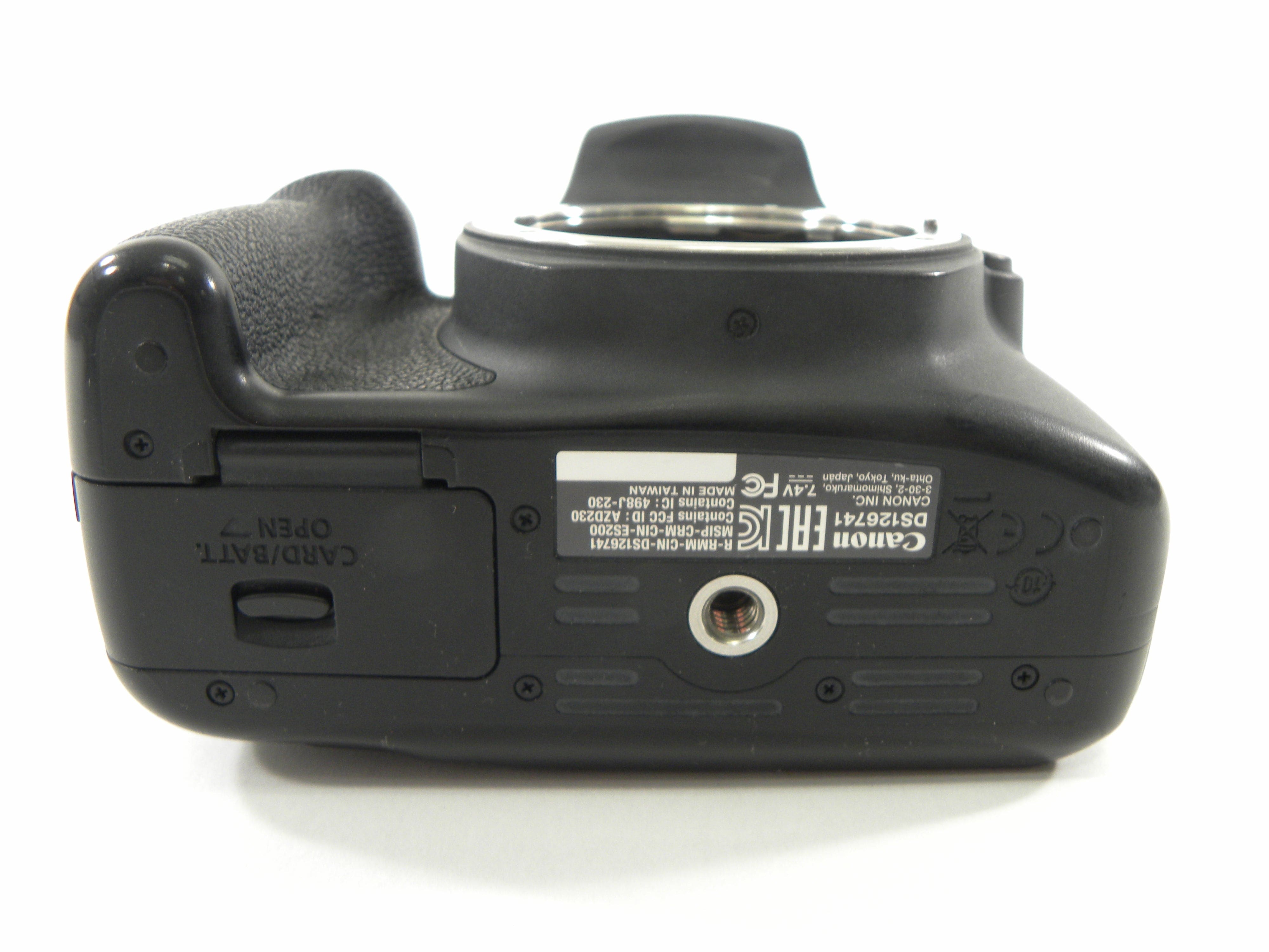 Canon EOS 2000D 24mp Digital SLR Body Only Shutter Ct. 32,138