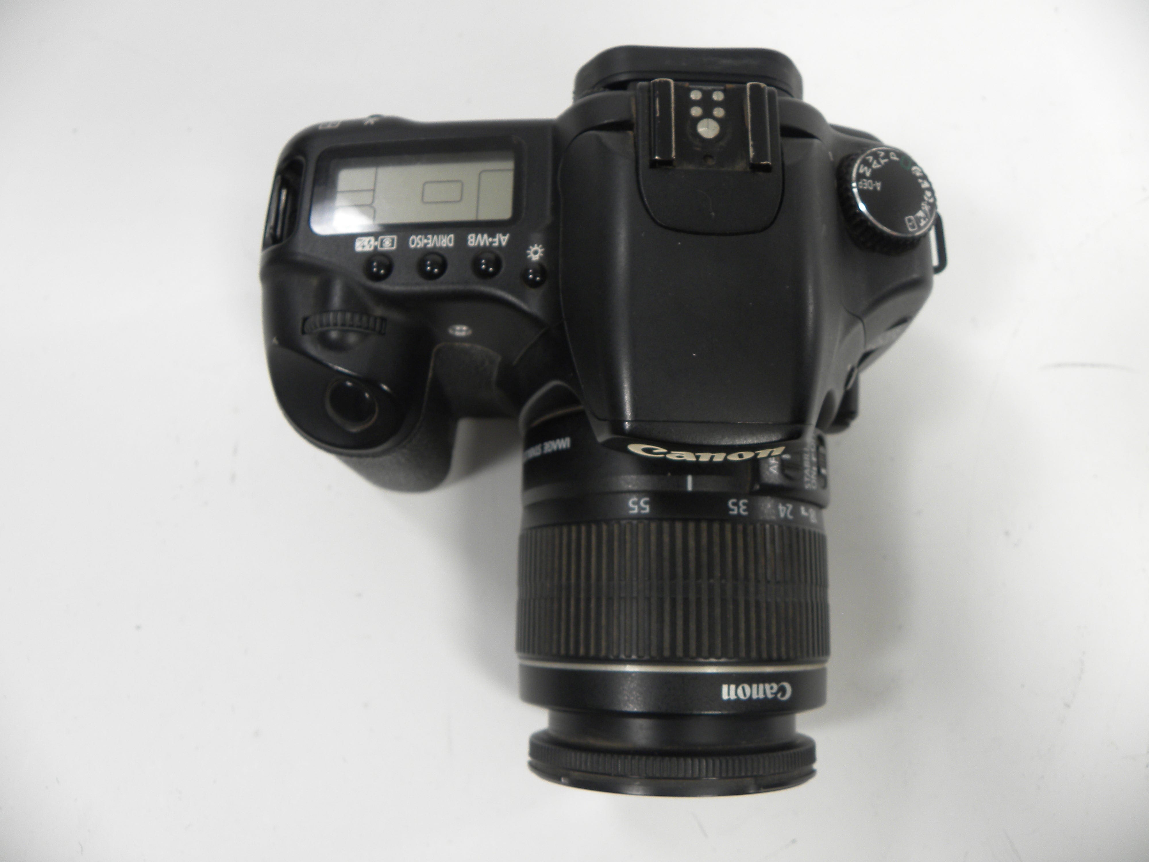 Canon EOS 30D 8.2mp Digital SLR w/Canon EF-S 18-55 IS II S/C N/A