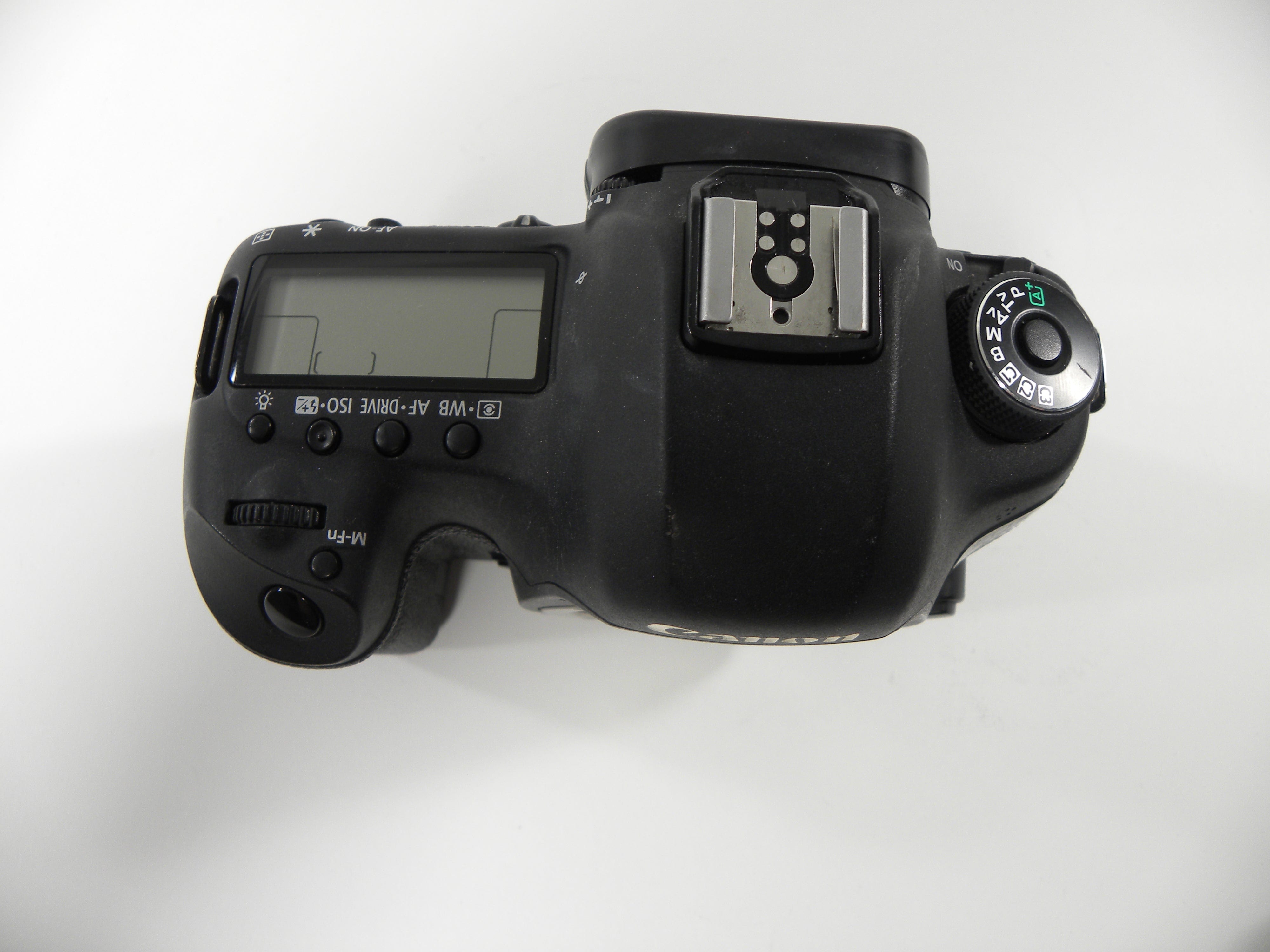Canon EOS 5D Mark III 22.3mp Digital SLR Body Only  Shutter Ct. 143,638