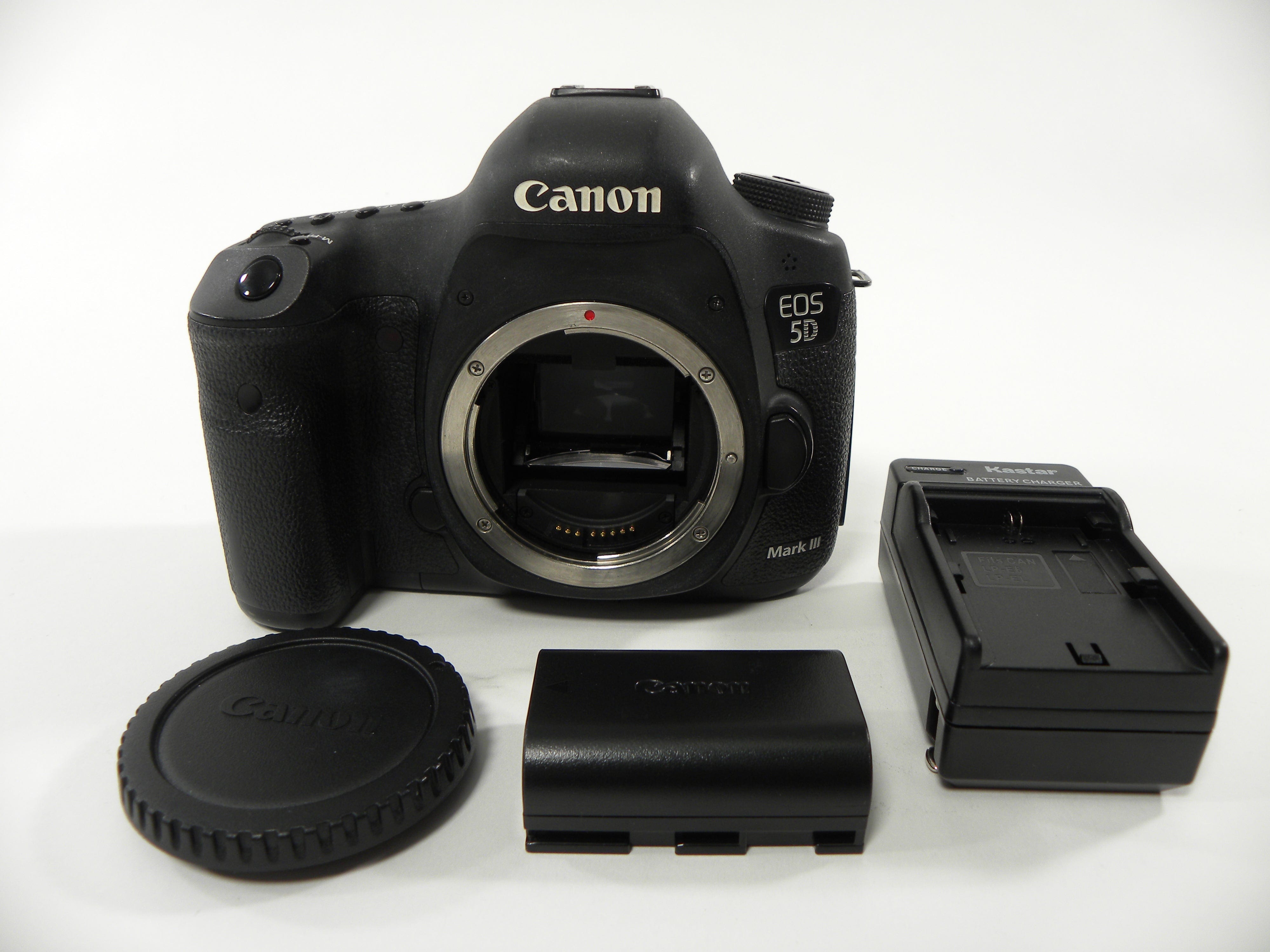 Canon EOS 5D Mark III 22.3mp Digital SLR Body Only  Shutter Ct. 143,638