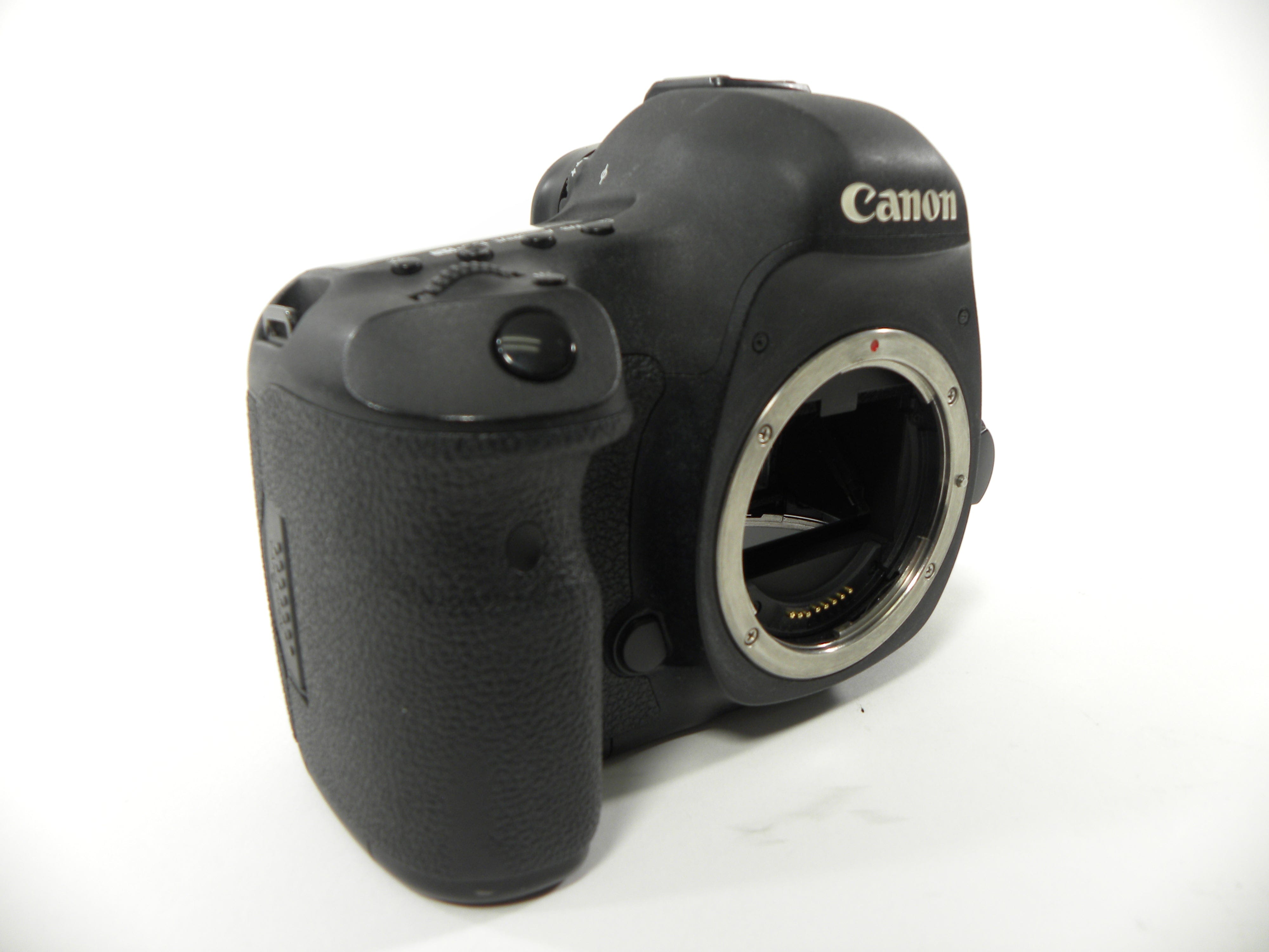 Canon EOS 5D Mark III 22.3mp Digital SLR Body Only  Shutter Ct. 143,638