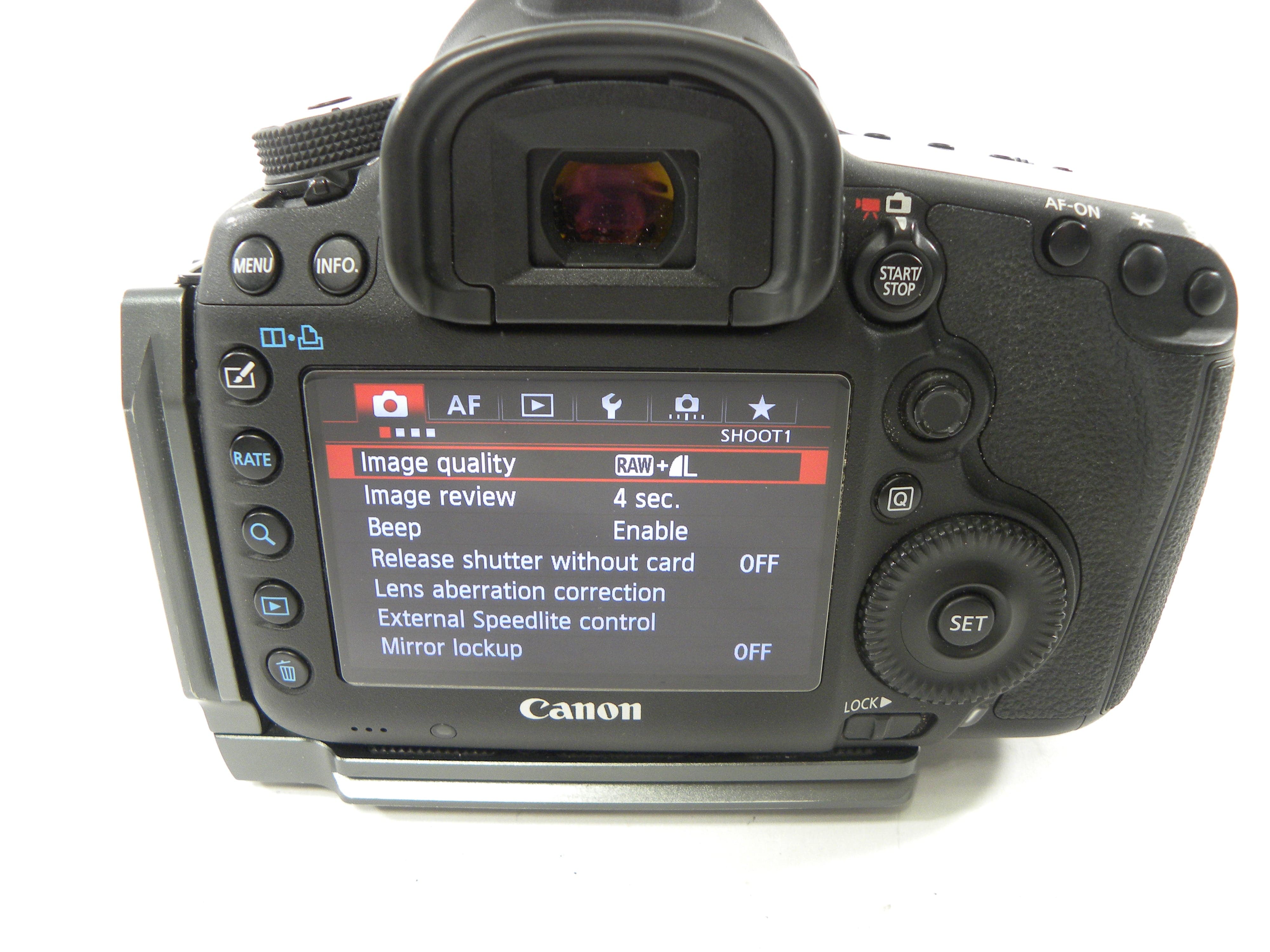Canon EOS 5D Mark III 22.3mp Full Frame DSLR Body Only Shutter Ct. 15,414