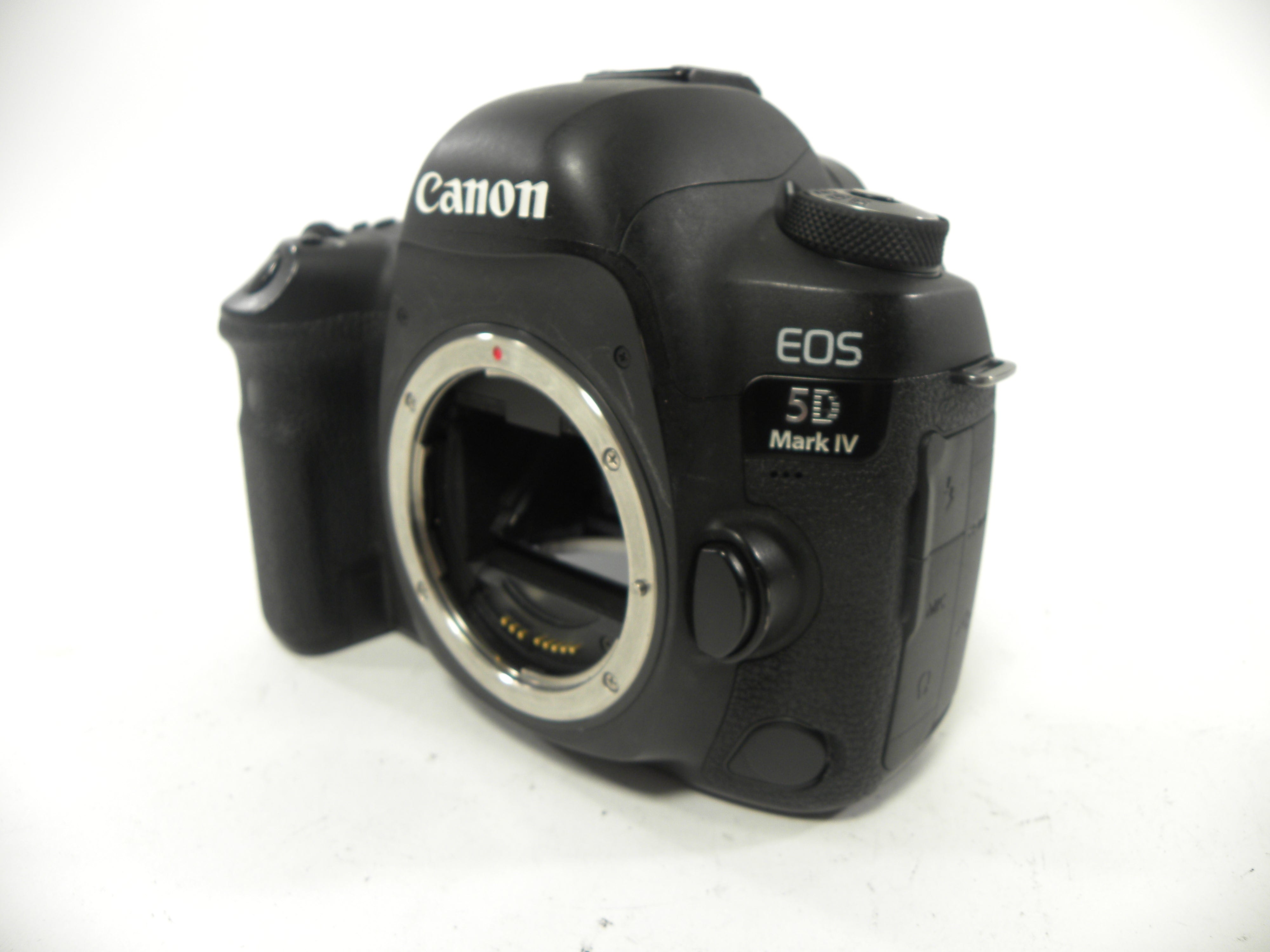 Canon EOS 5D Mark IV 30.4mp Digital SLR Body only Shutter Ct. 229,764 As-Is