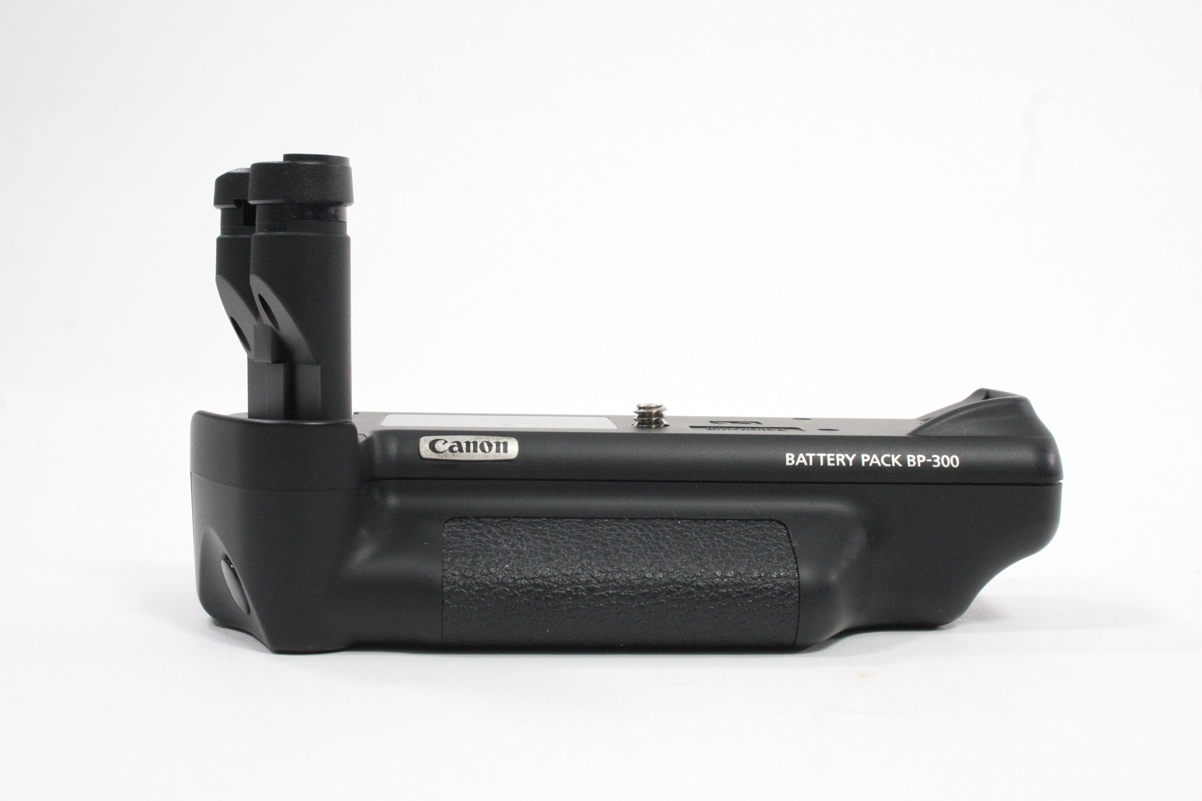 Canon EOS Elan 7E 35mm SLR Camera Body with Canon BP-300 Battery Pack