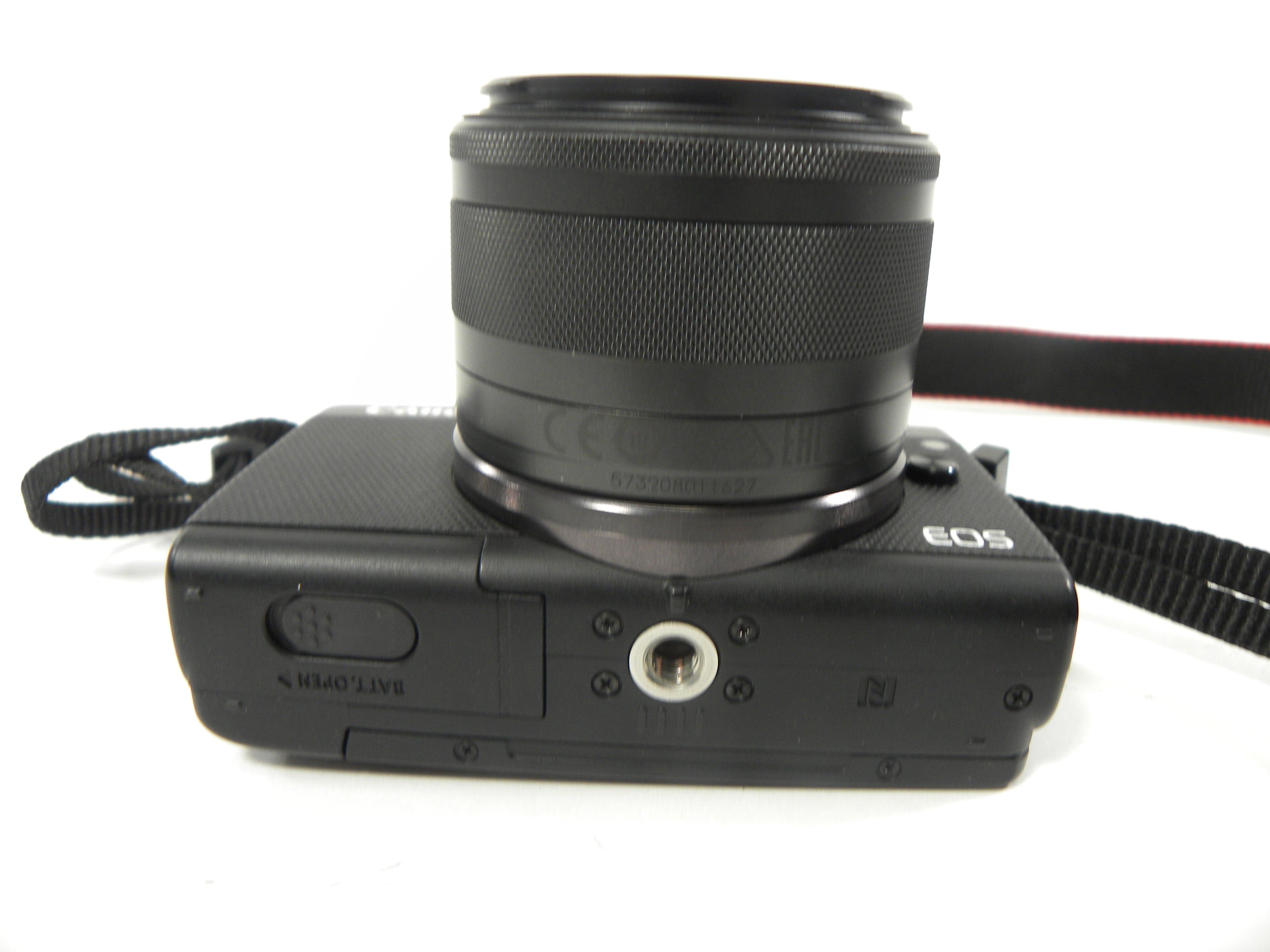 Canon EOS M100 24.2mp Digital Mirroless camera w/EF-M 15-45mm f3.5-6.3 IS STM