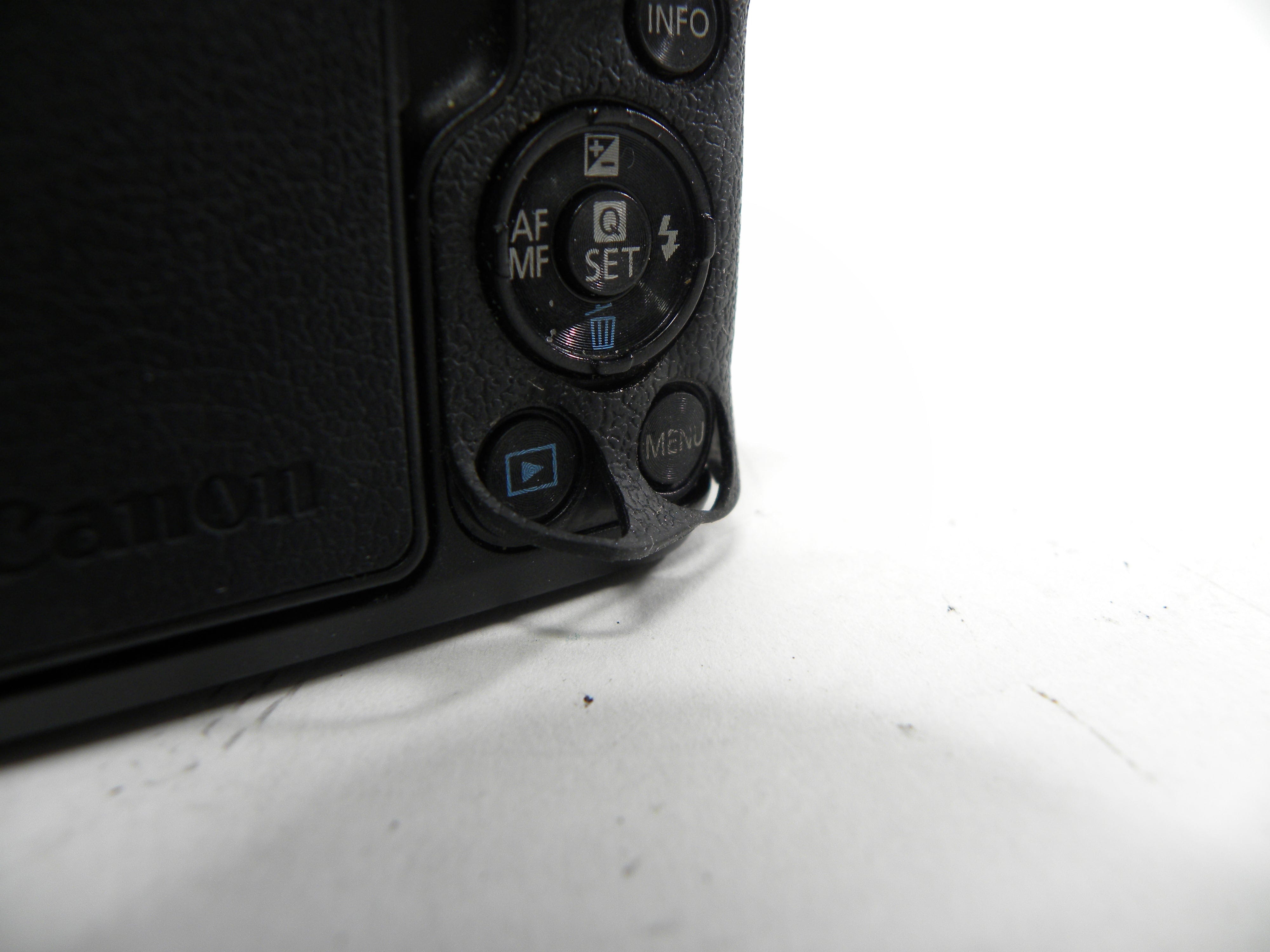 Canon EOS M50 Mark II 24.1mp Mirrorless Digital w/EF-M 15-45 IS STM  AS IS  Read?