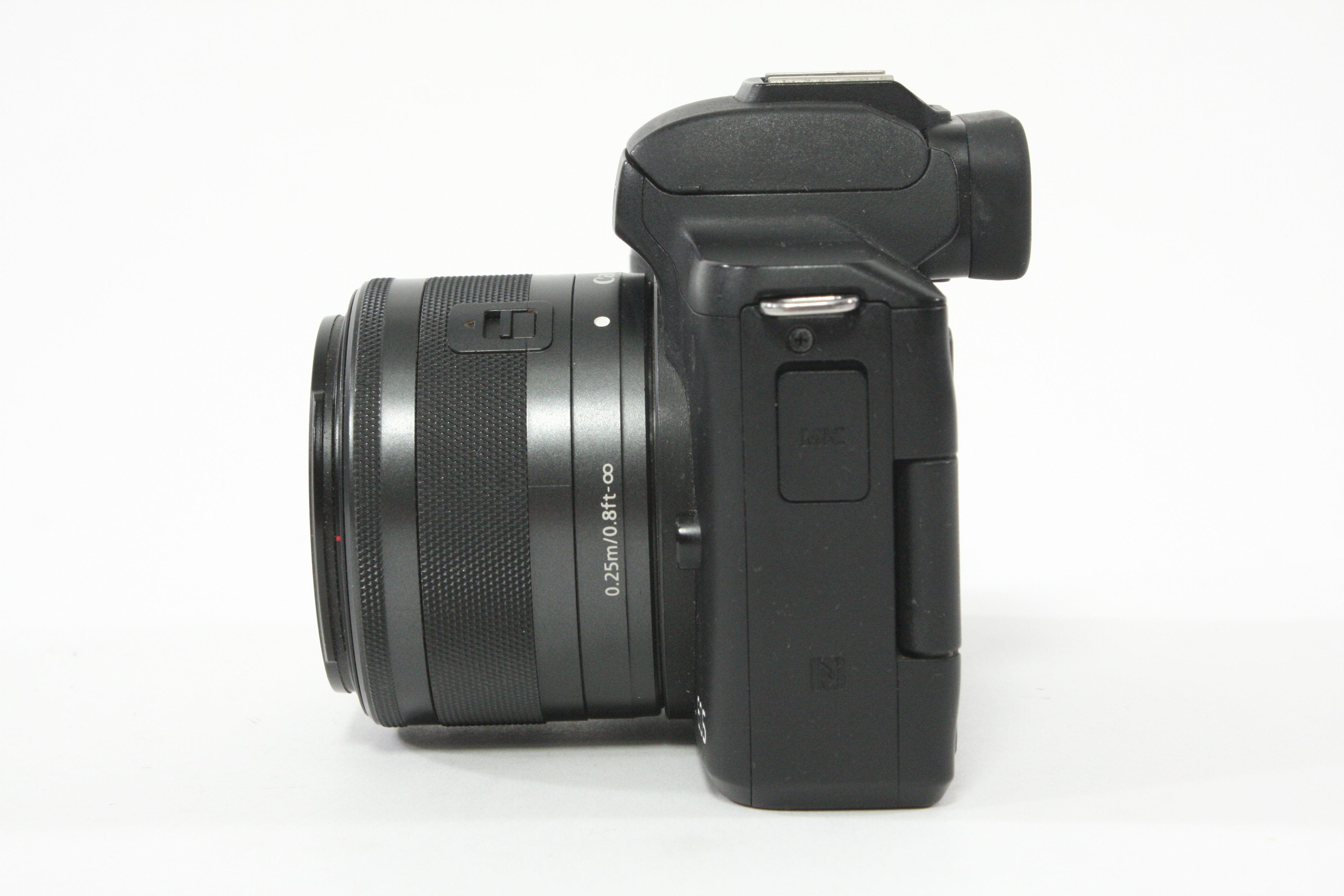 Canon EOS M50 with 15-45mm F3.5-6.3 IS STM Lens - Shutter Count 8000