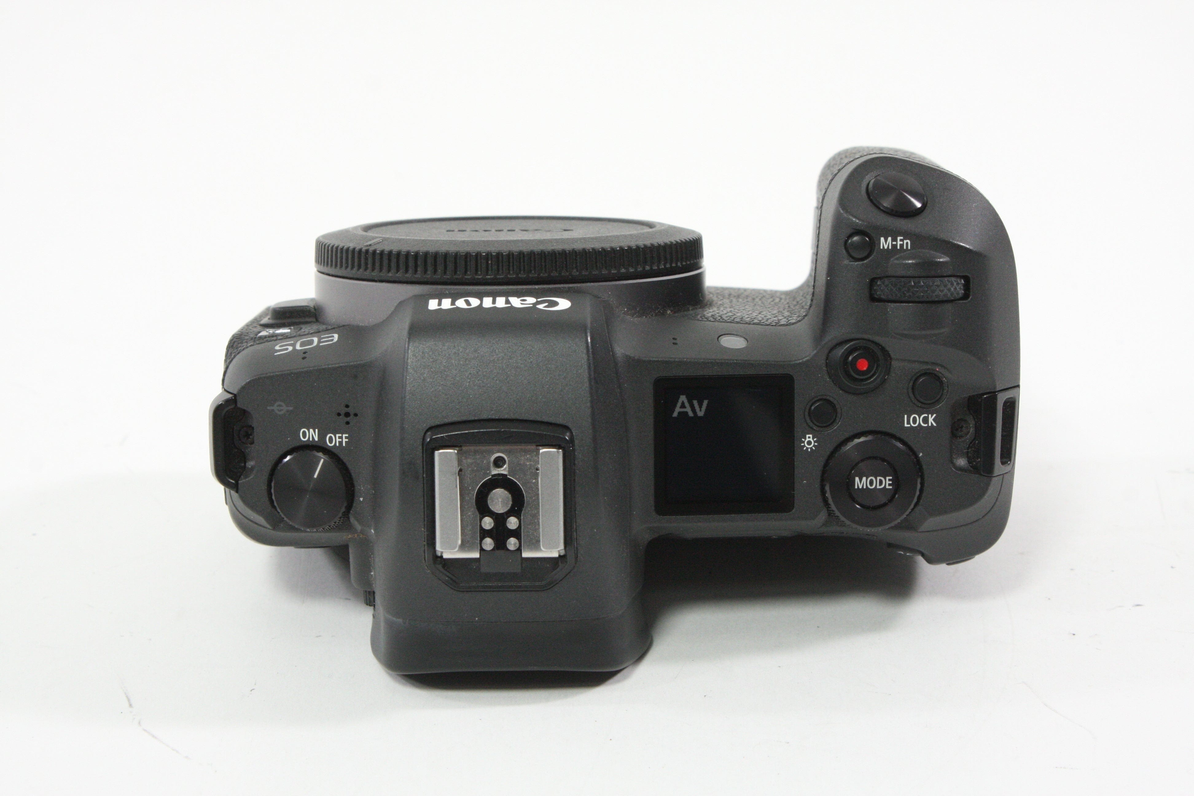 Canon EOS R w/Battery Grip BG-E22 - Shutter Count 62000 or less