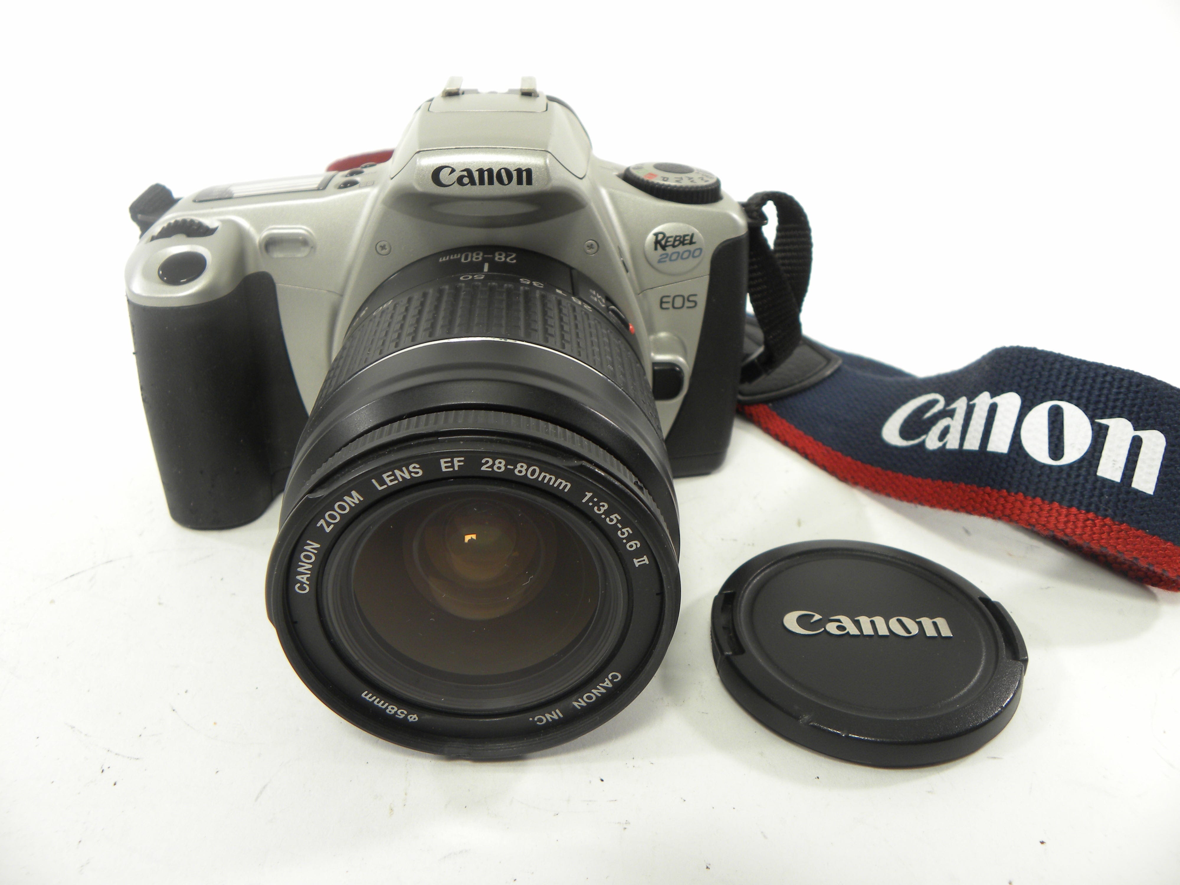 Canon EOS Rebel 2000 35mm SLR w/ EF 28-80mm f3.5-5.6 II
