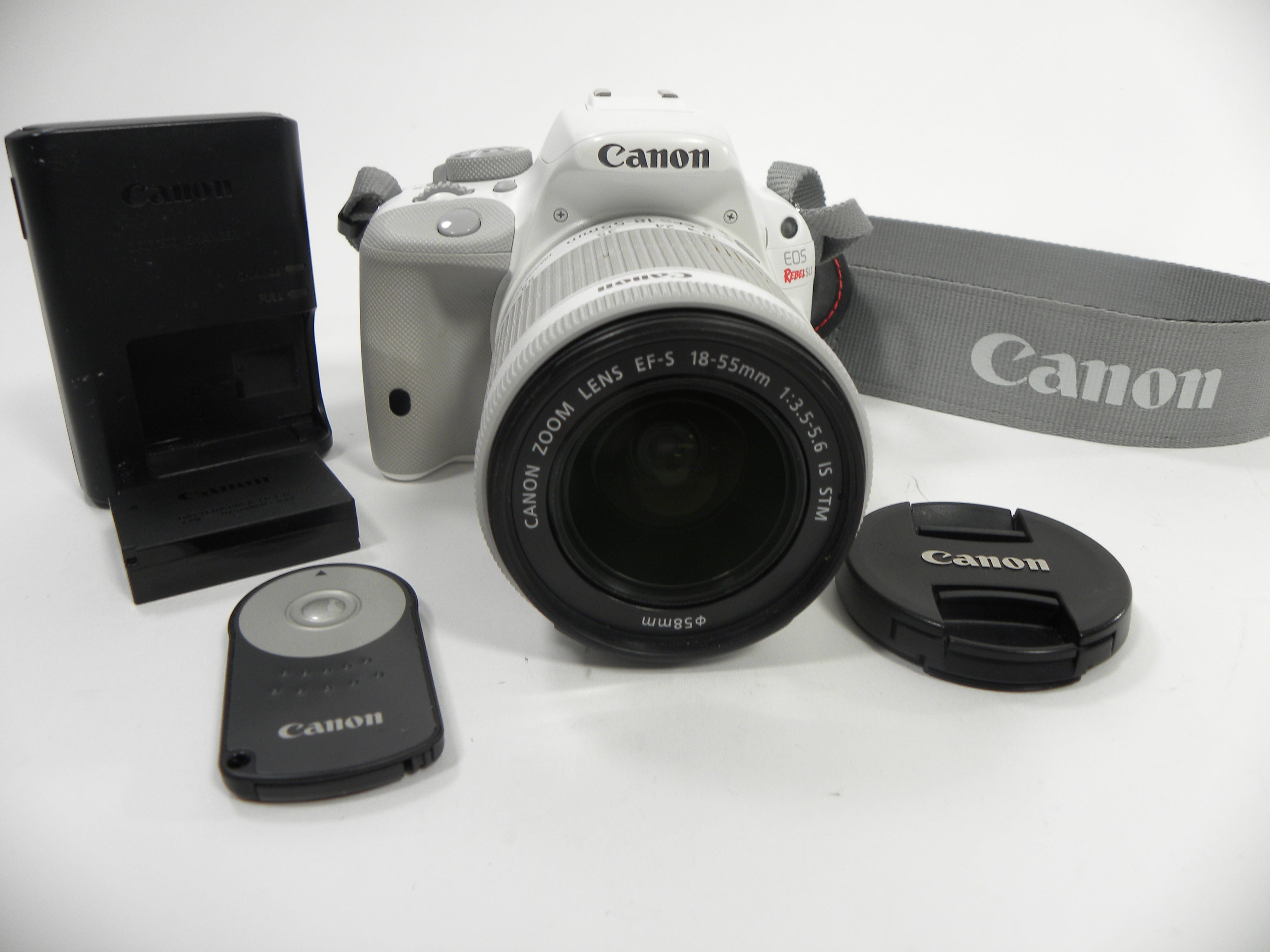 Canon EOS Rebel SL1 (White) w/EF-S 18-55mm f3.5-5.6 IS STM