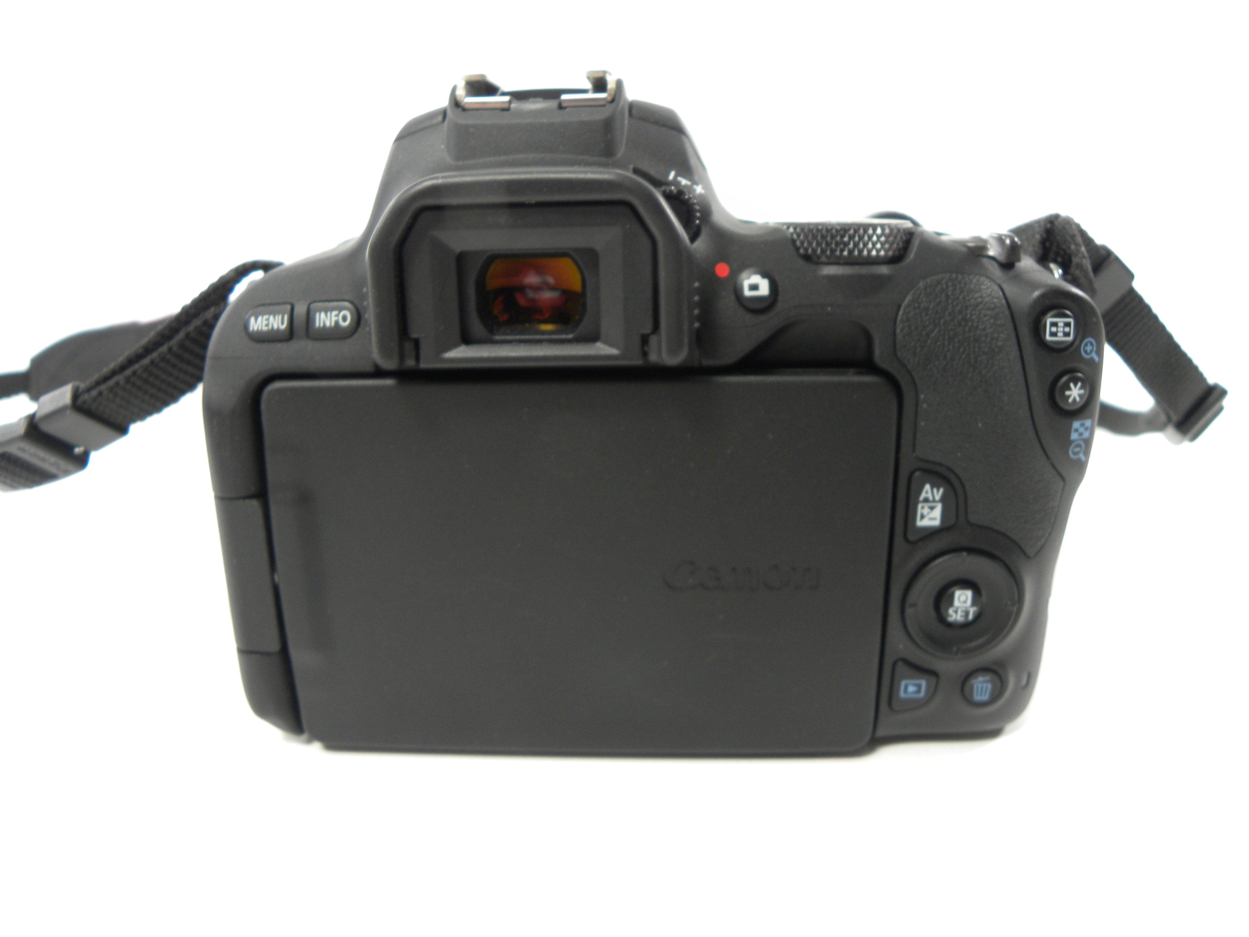 Canon EOS Rebel SL2 24.2mp Digital SLR w/EF-S 18-55 IS STM Shutter Ct. 808