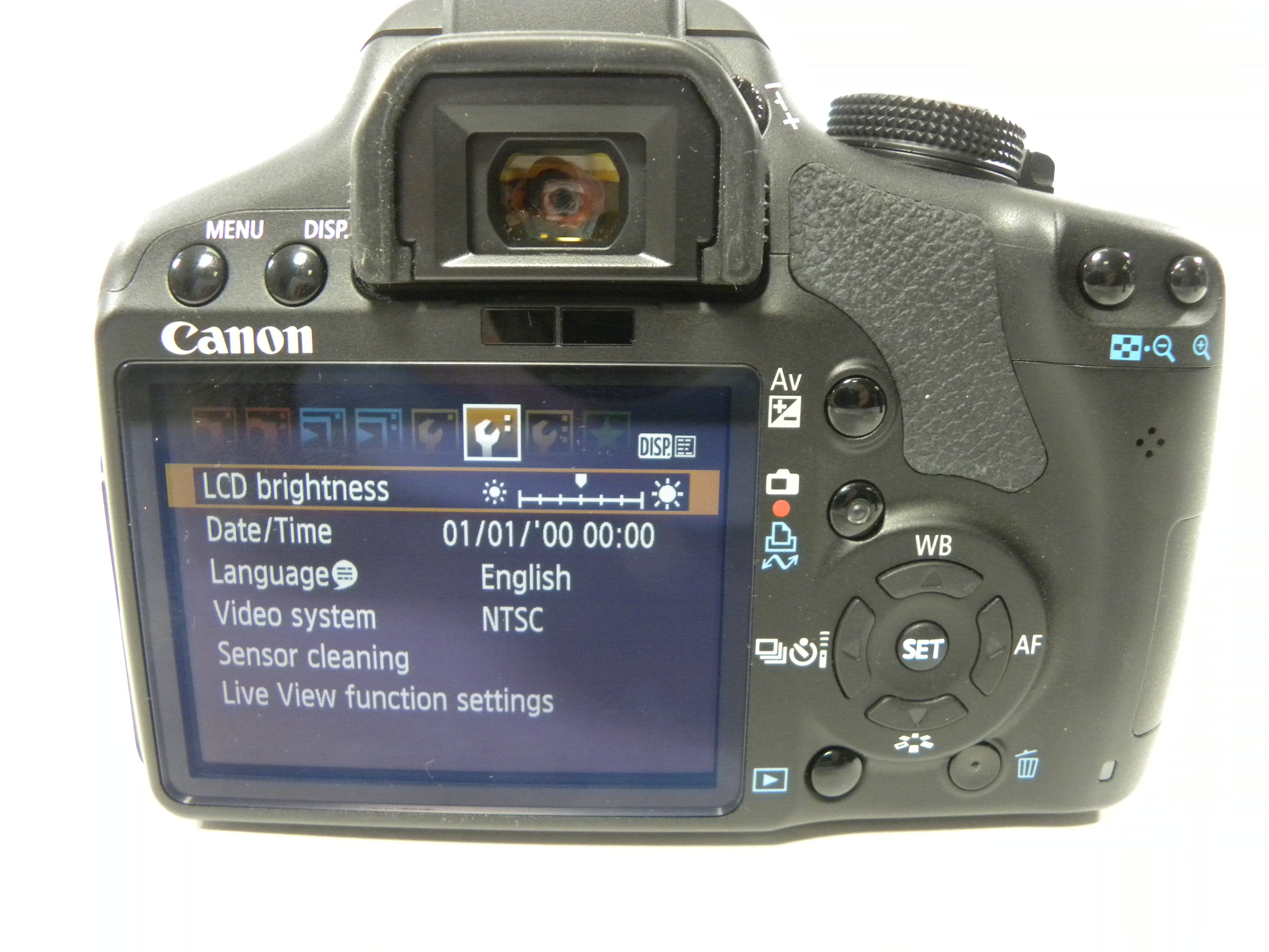 Canon EOS Rebel T1i 15.1mp Digital SLR w/EF-S 18-55 IS  Shutter Ct. 1,132