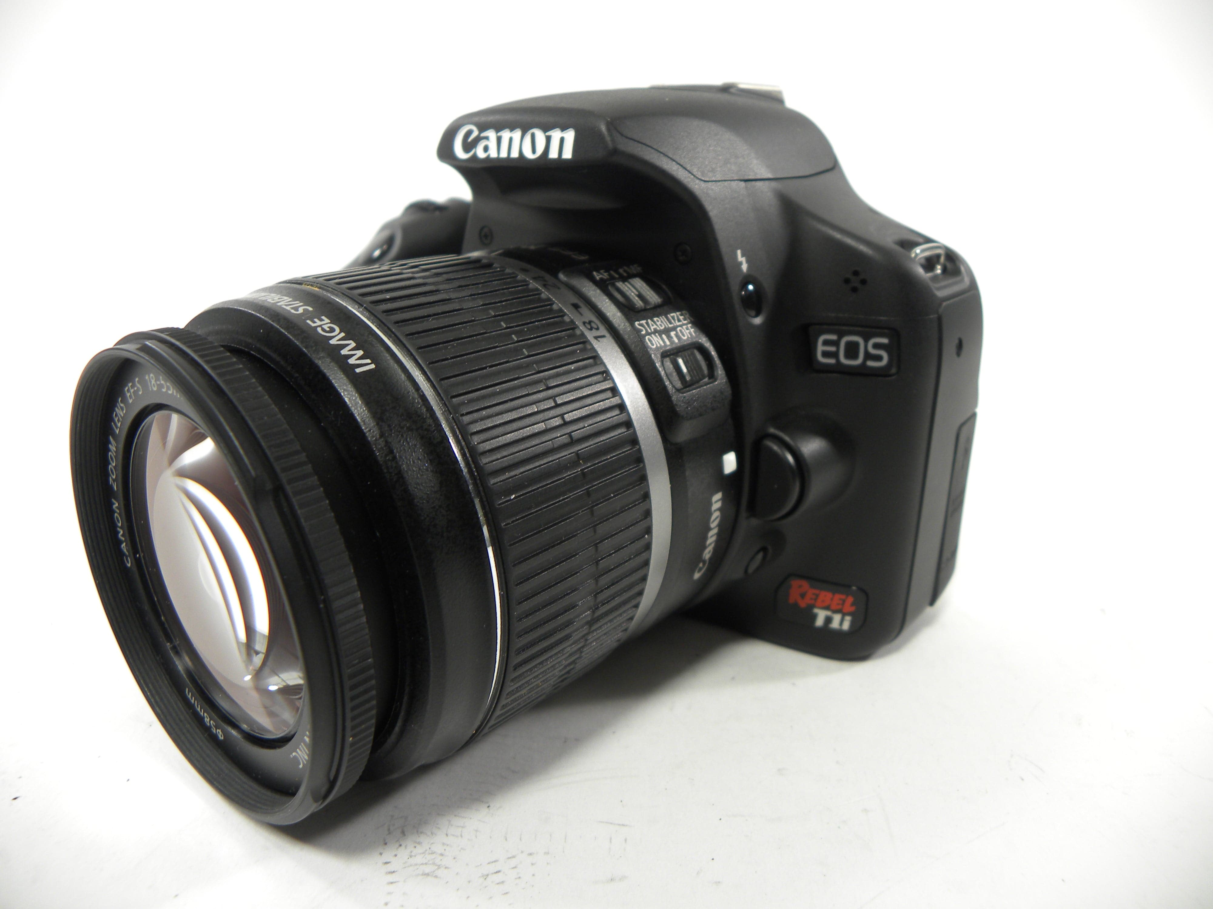 Canon EOS Rebel T1i 15.1mp Digital SLR w/EF-S 18-55 IS  Shutter Ct. 1,132